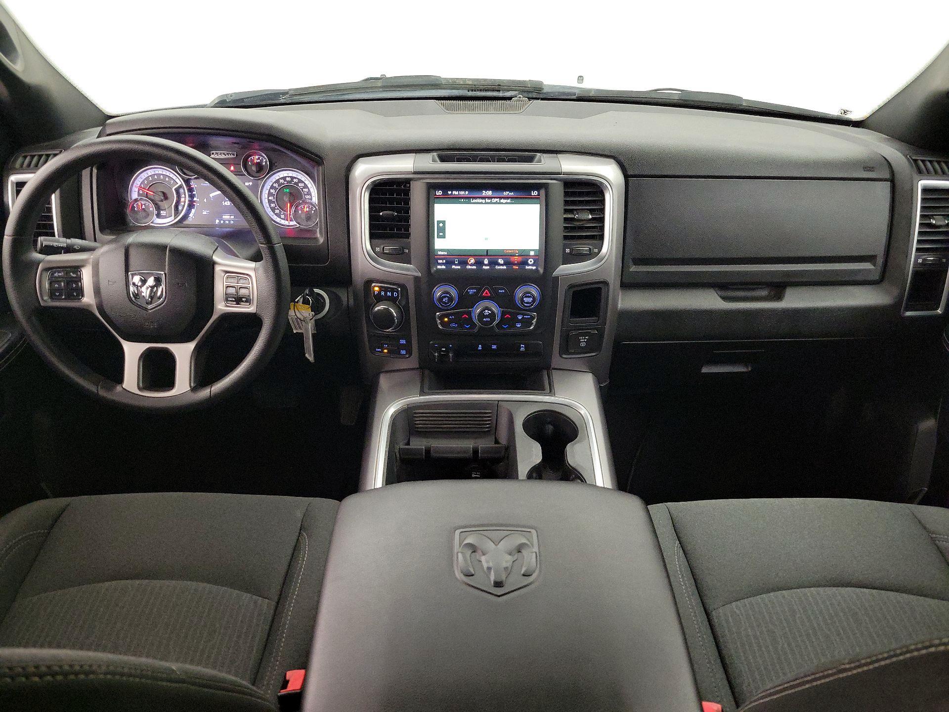 Thumbnail: 2023 RAM 1500 Classic - 9