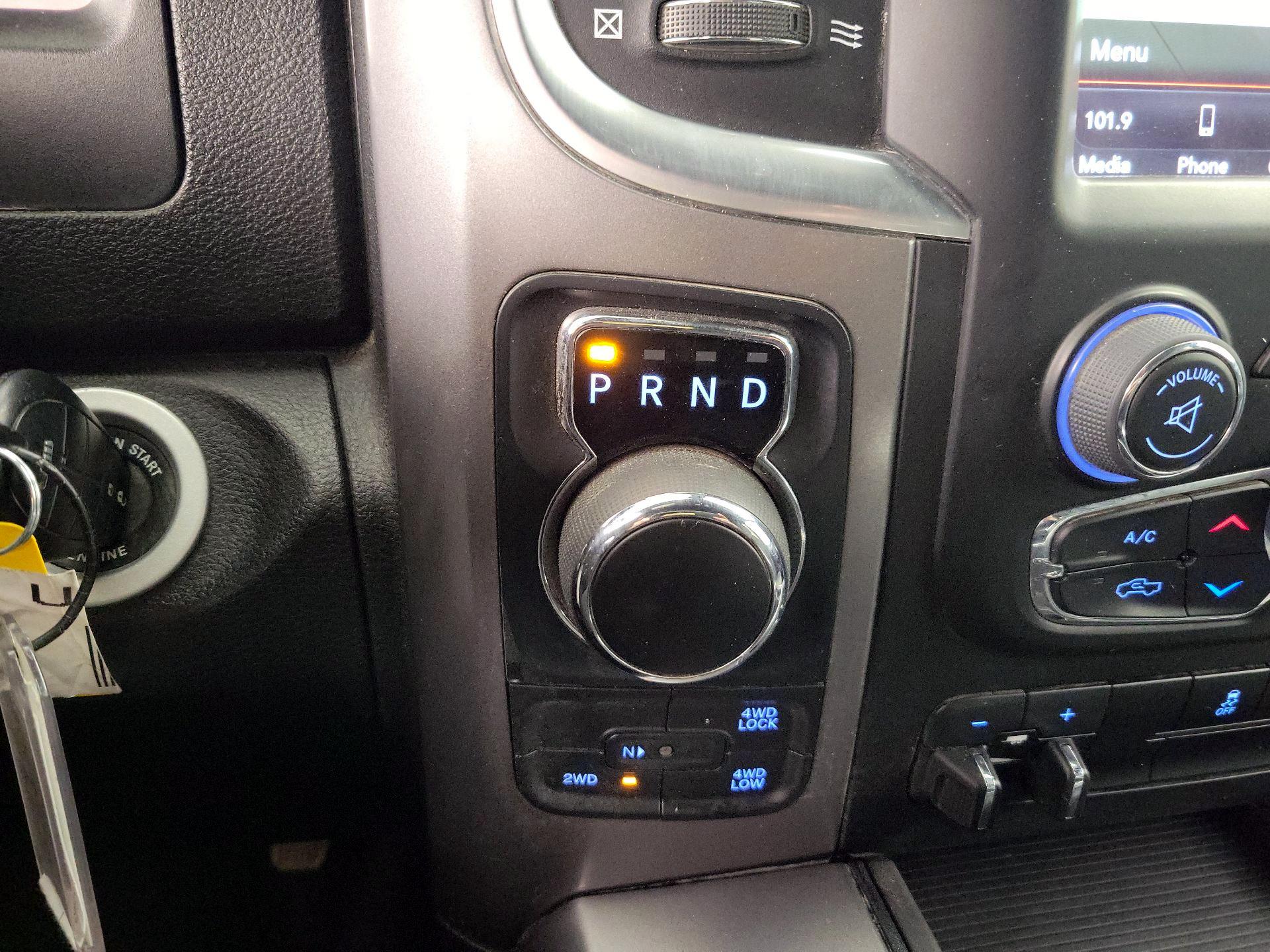 Thumbnail: 2023 RAM 1500 Classic - 18