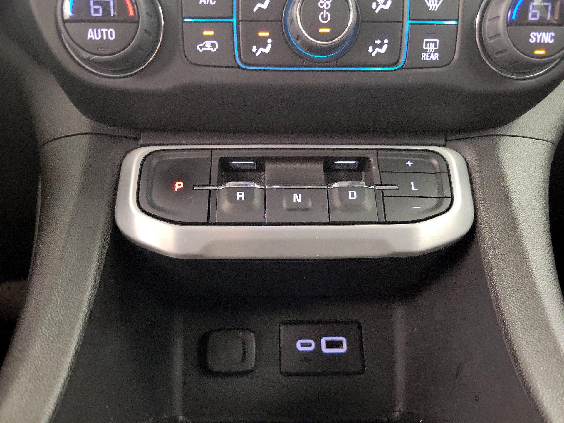 Thumbnail: 2022 GMC Acadia - 17