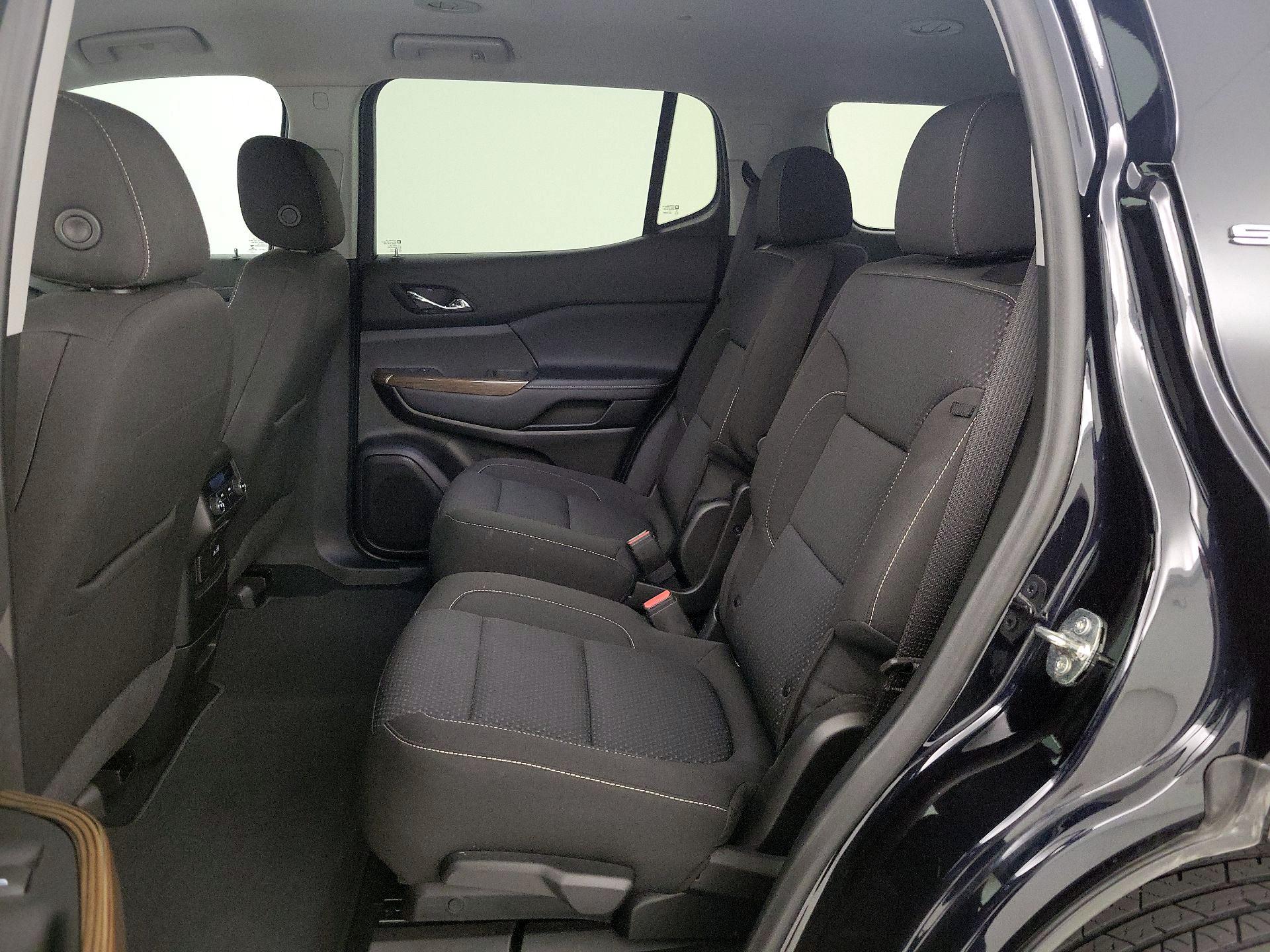 Thumbnail: 2022 GMC Acadia - 18