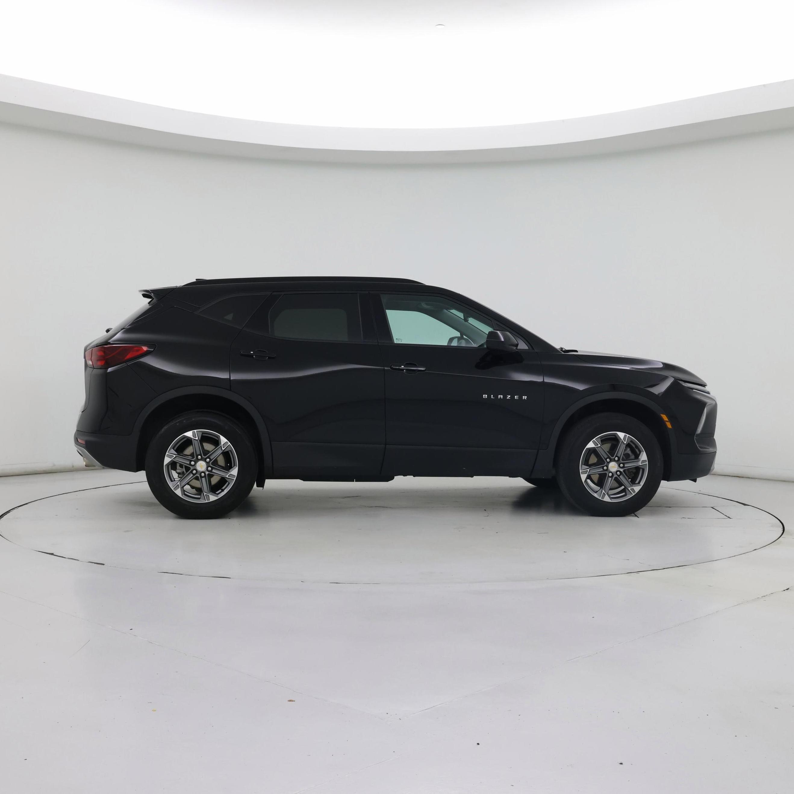 Thumbnail: 2023 Chevrolet Blazer - 7