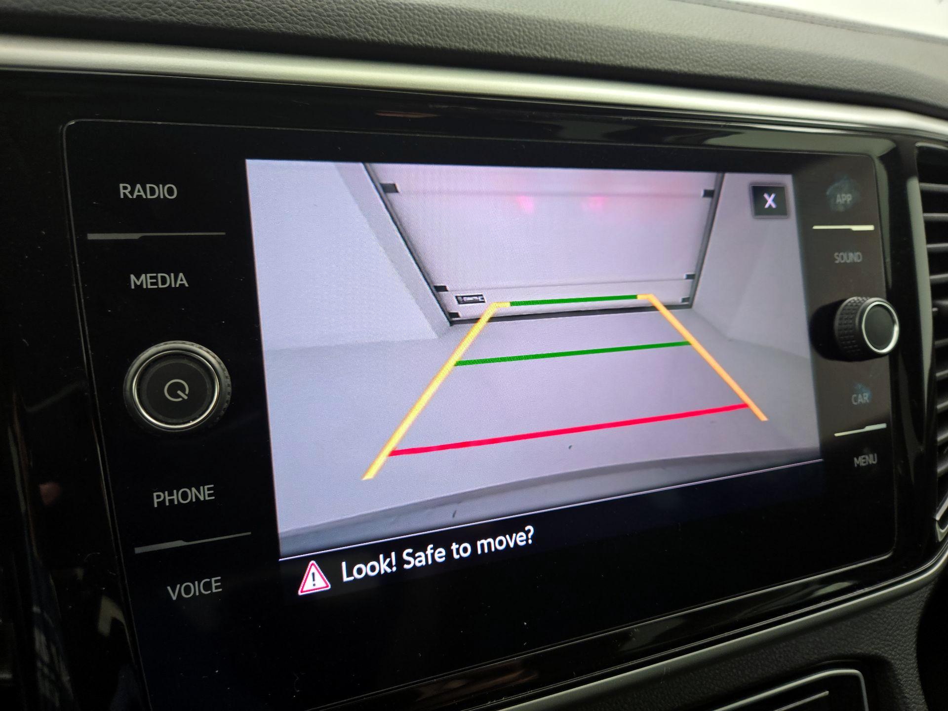 Thumbnail: 2022 Volkswagen Atlas - 14