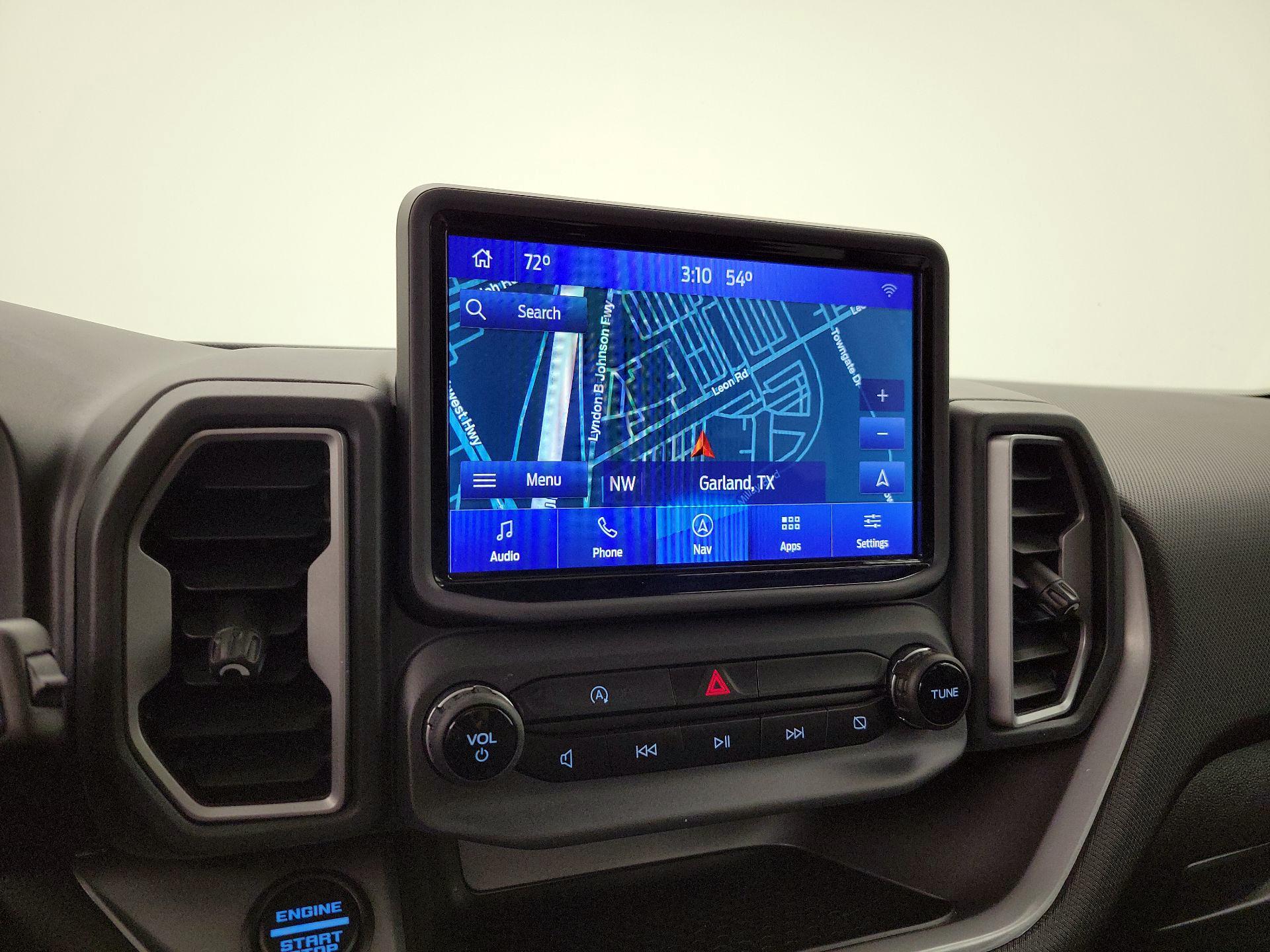 Thumbnail: 2022 Ford Bronco Sport - 14