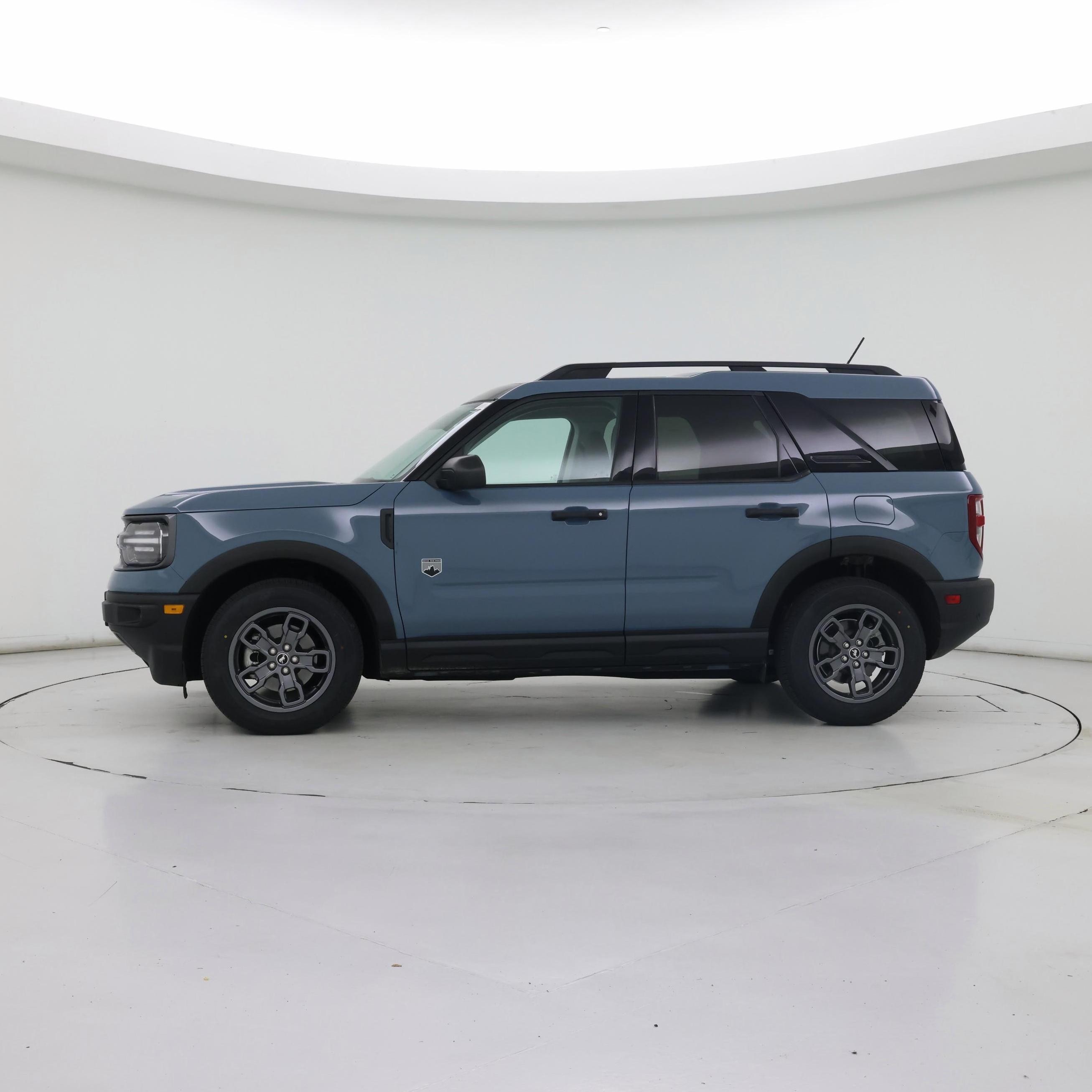 Thumbnail: 2022 Ford Bronco Sport - 3