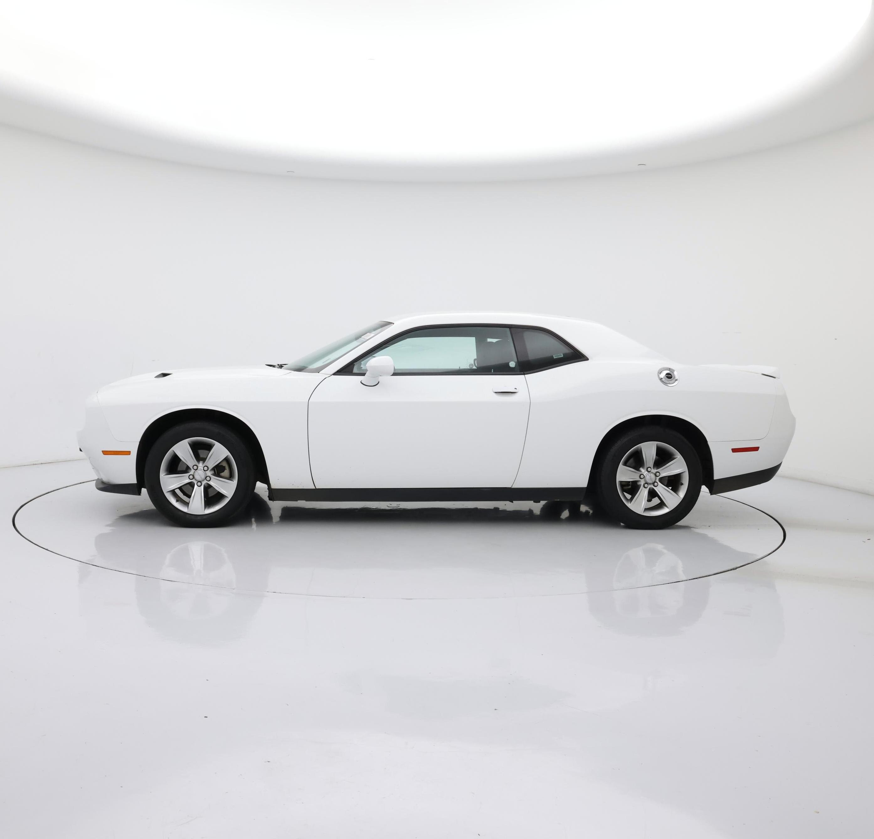 Thumbnail: 2021 Dodge Challenger - 3