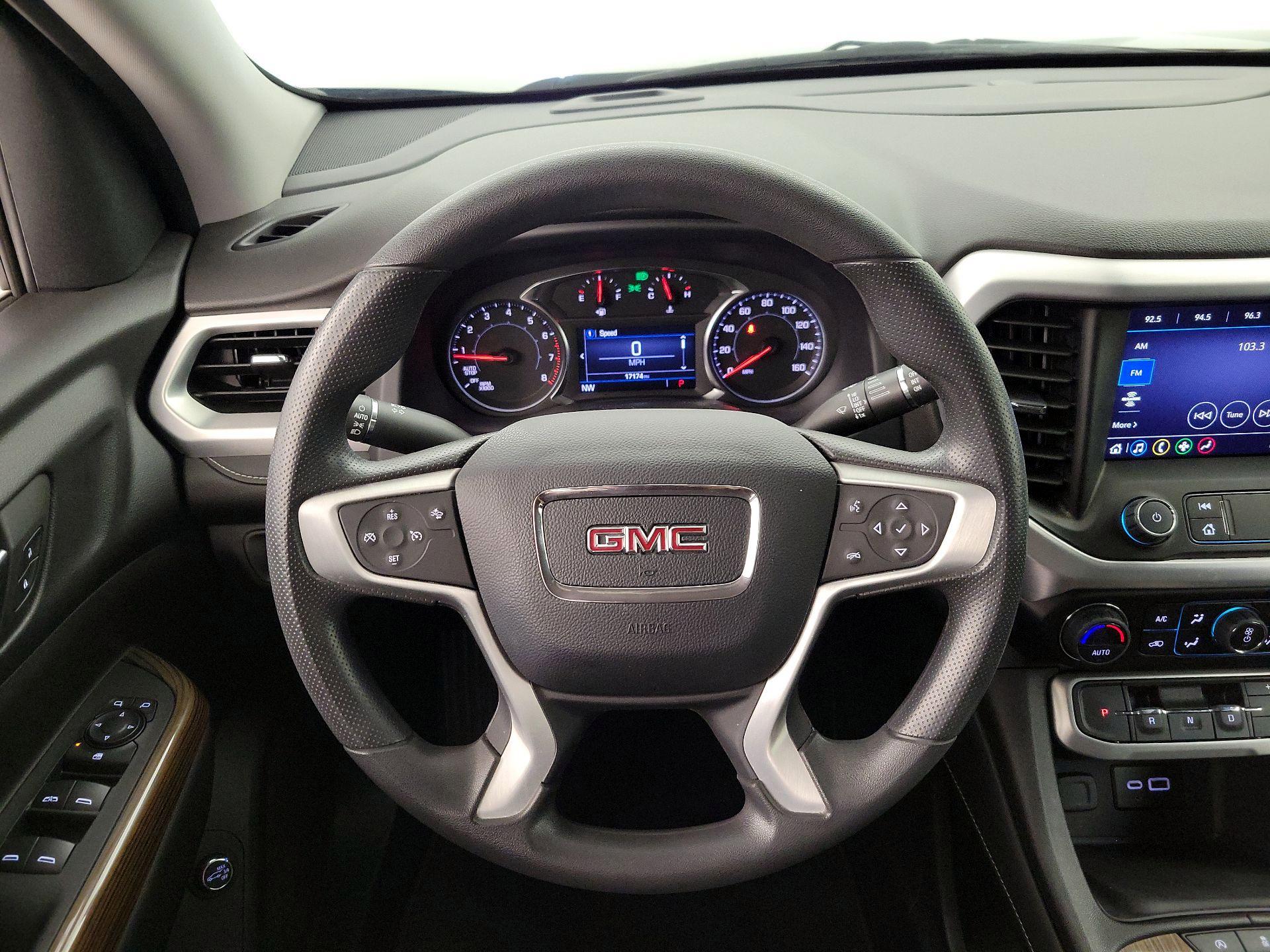 Thumbnail: 2023 GMC Acadia - 10