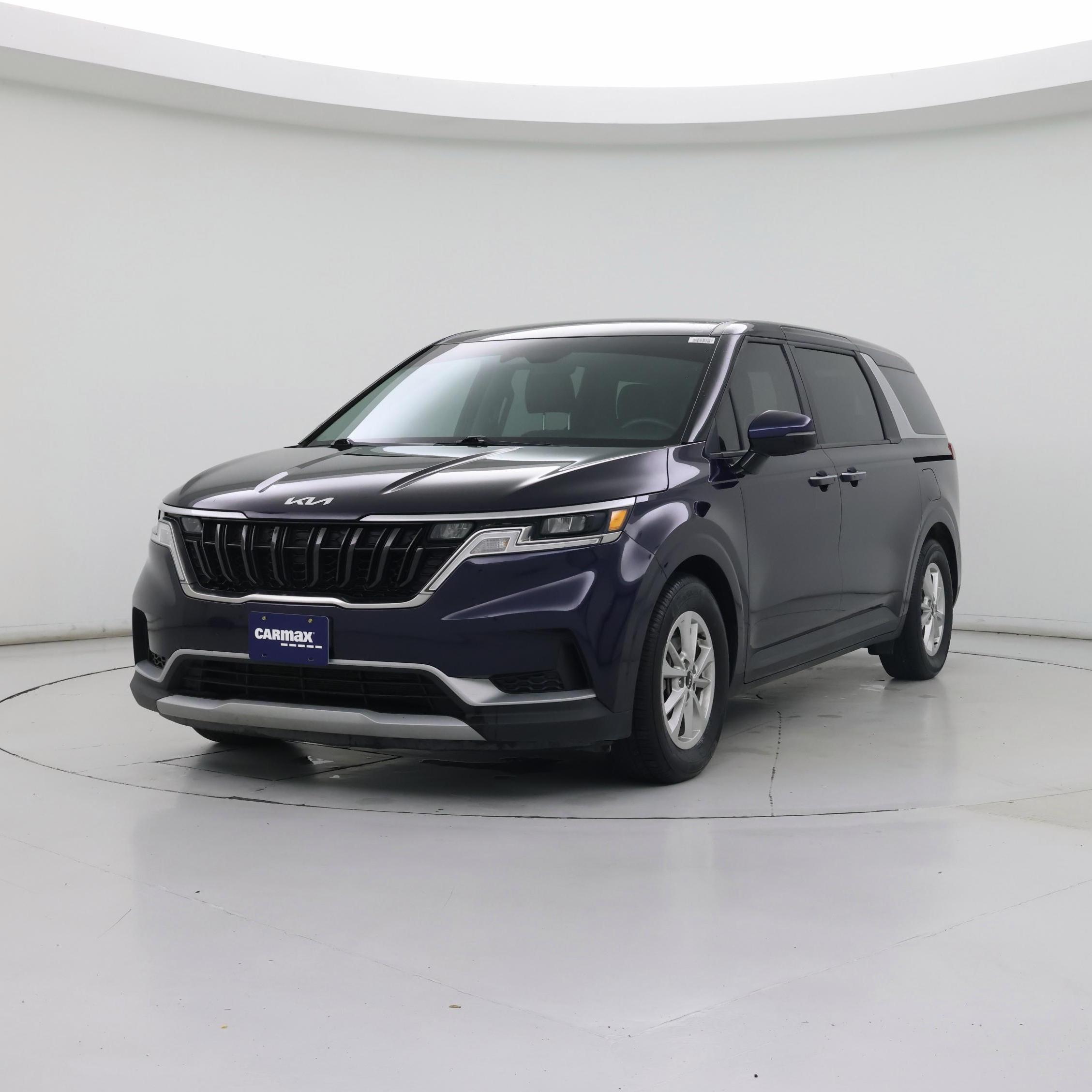 Thumbnail: 2023 Kia Carnival - 4