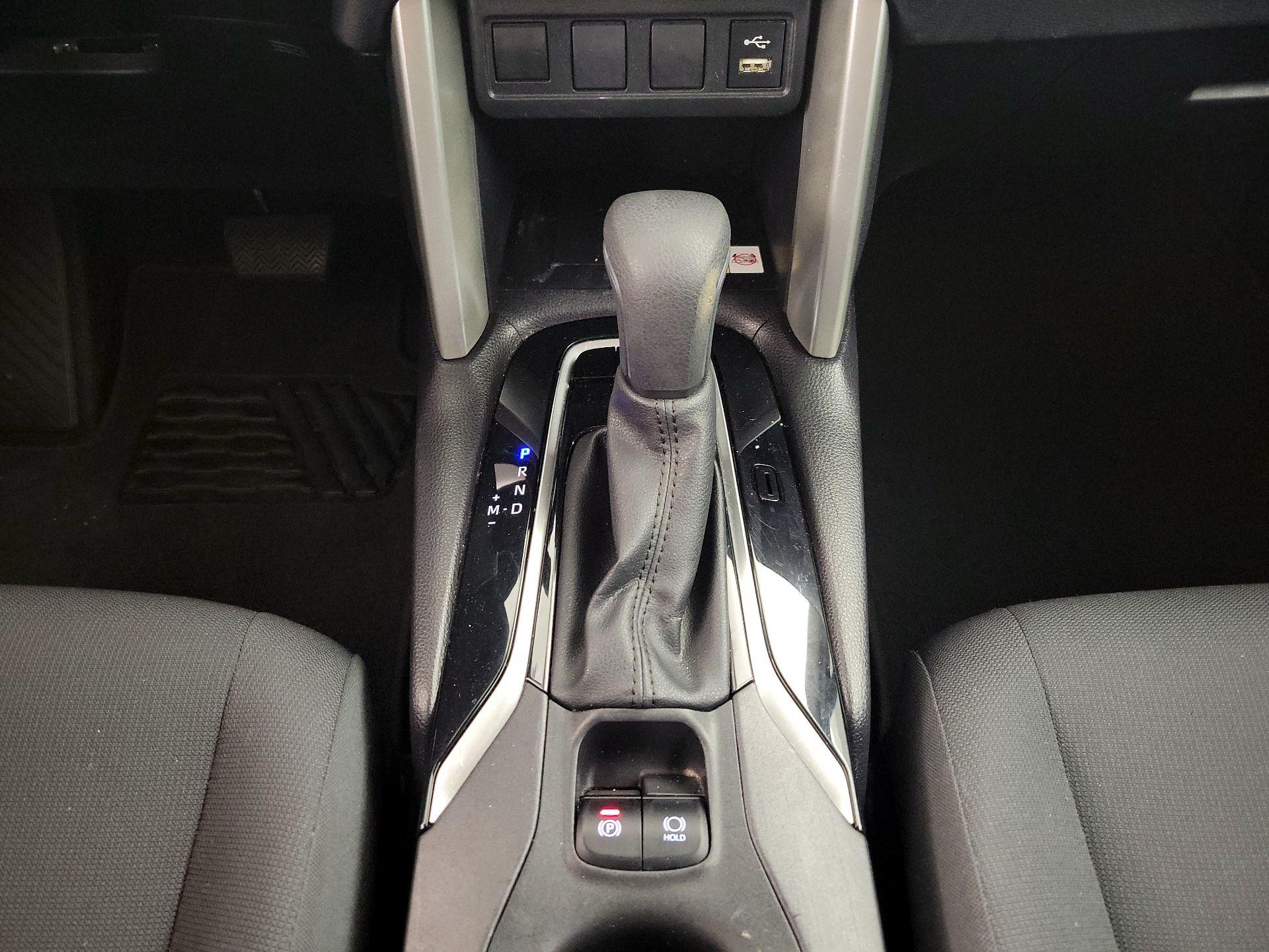 Thumbnail: 2022 Toyota Corolla Cross - 17