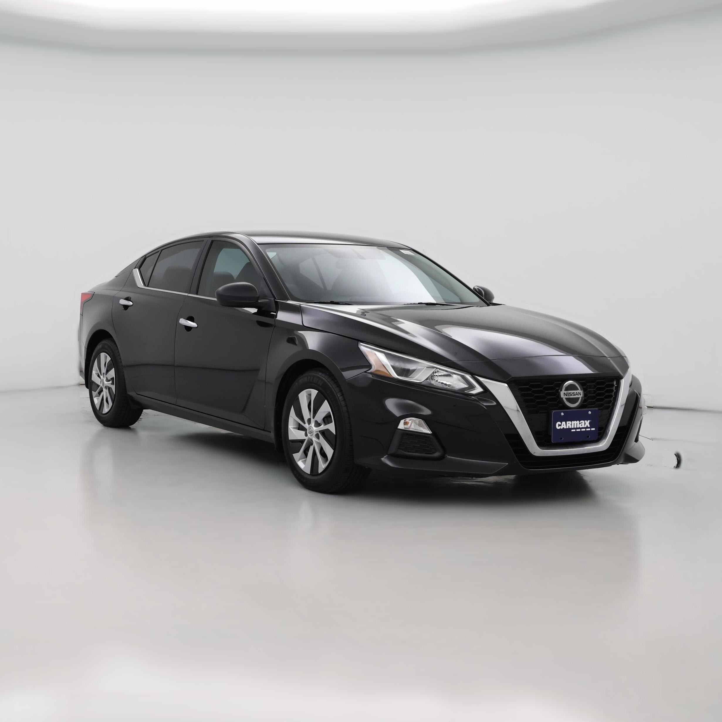Thumbnail: 2020 Nissan Altima - 1