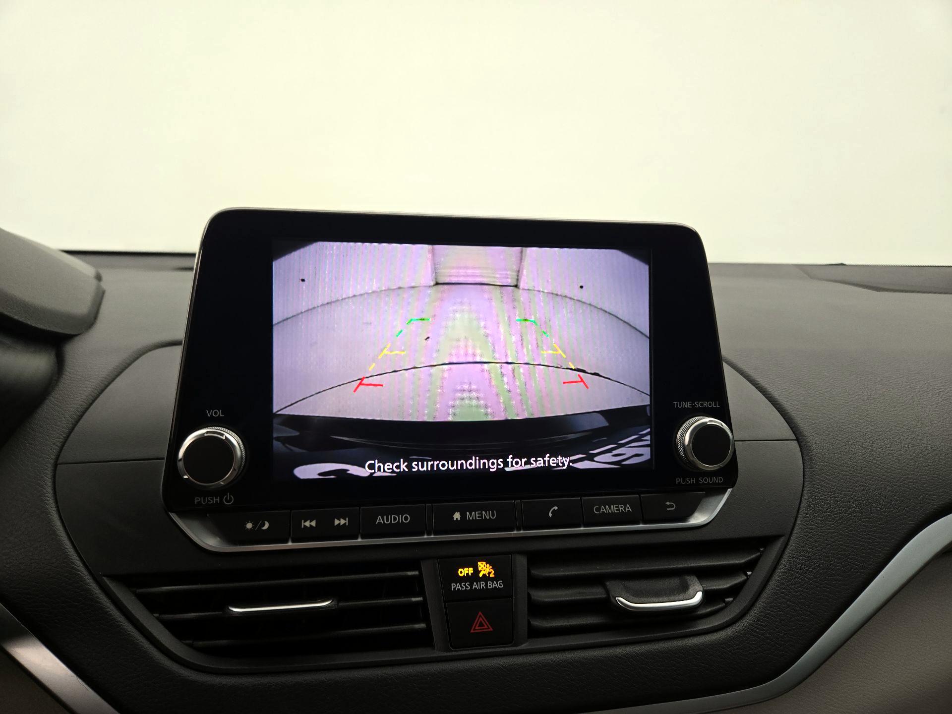 Thumbnail: 2020 Nissan Altima - 14