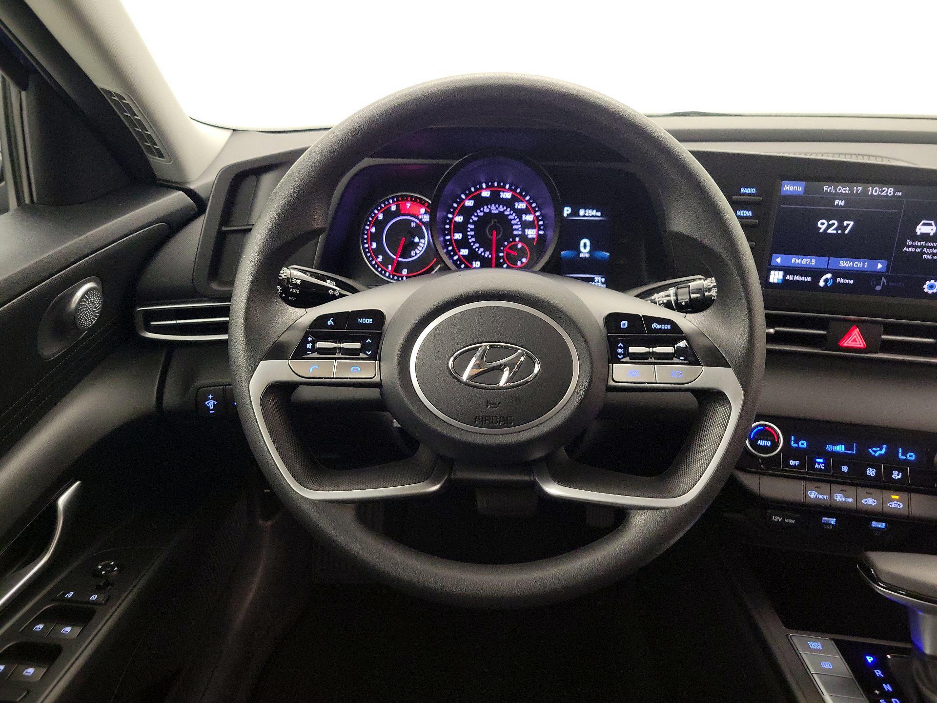 Thumbnail: 2023 Hyundai Elantra - 10