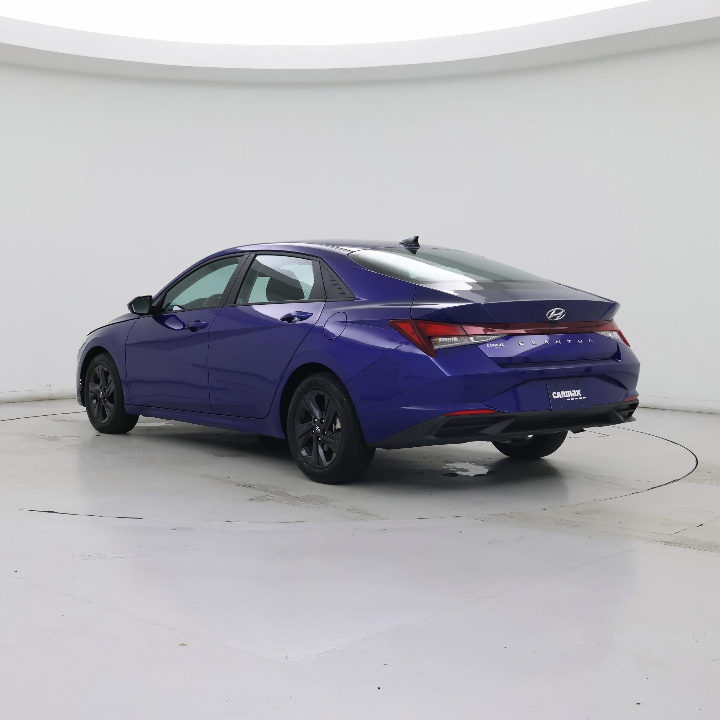 Thumbnail: 2023 Hyundai Elantra - 2