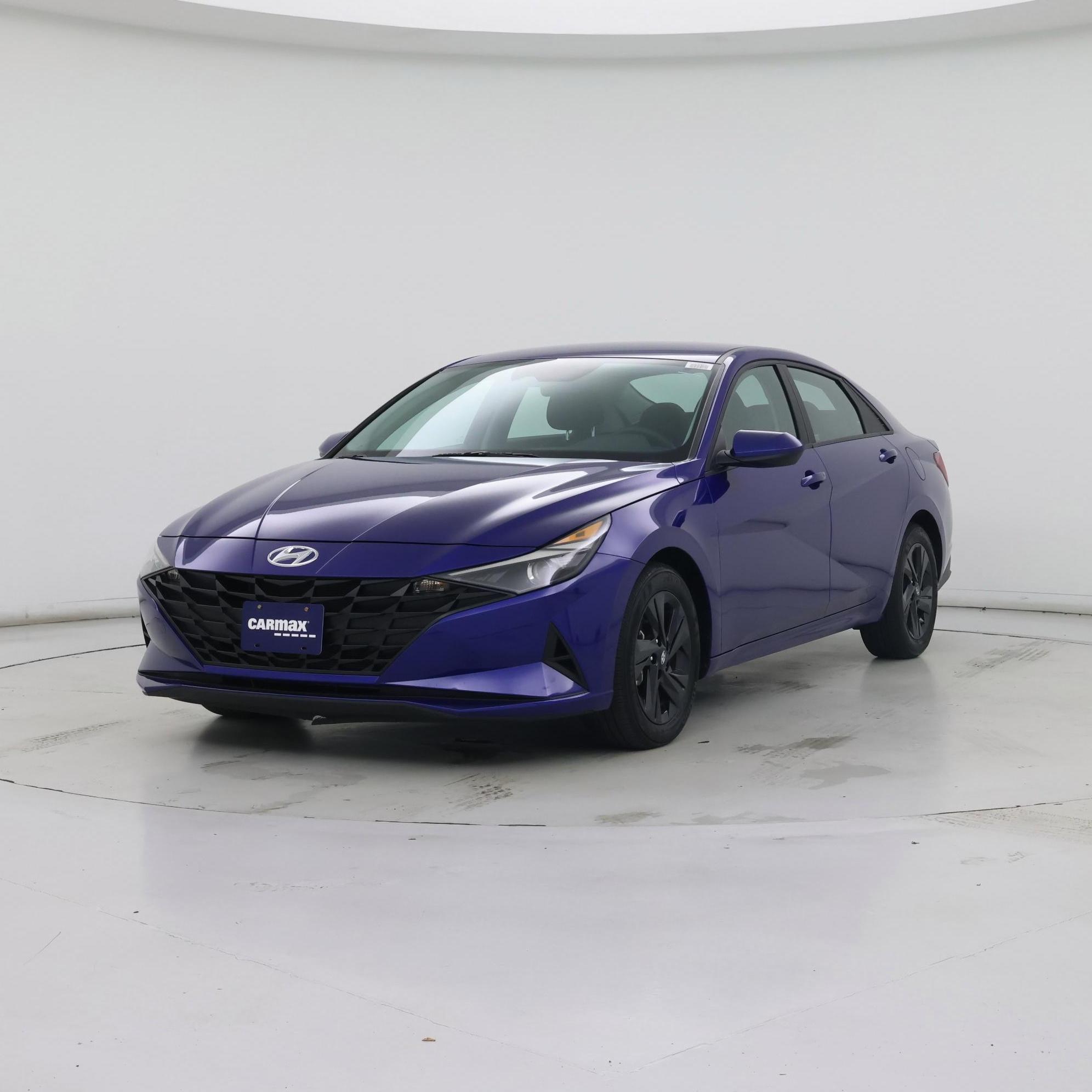 Thumbnail: 2023 Hyundai Elantra - 4