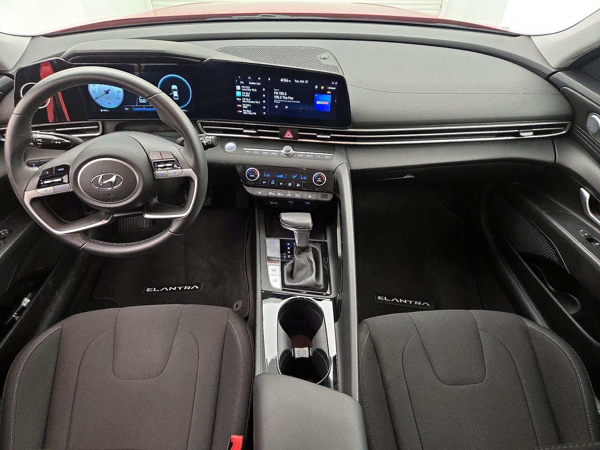 Thumbnail: 2023 Hyundai Elantra - 9