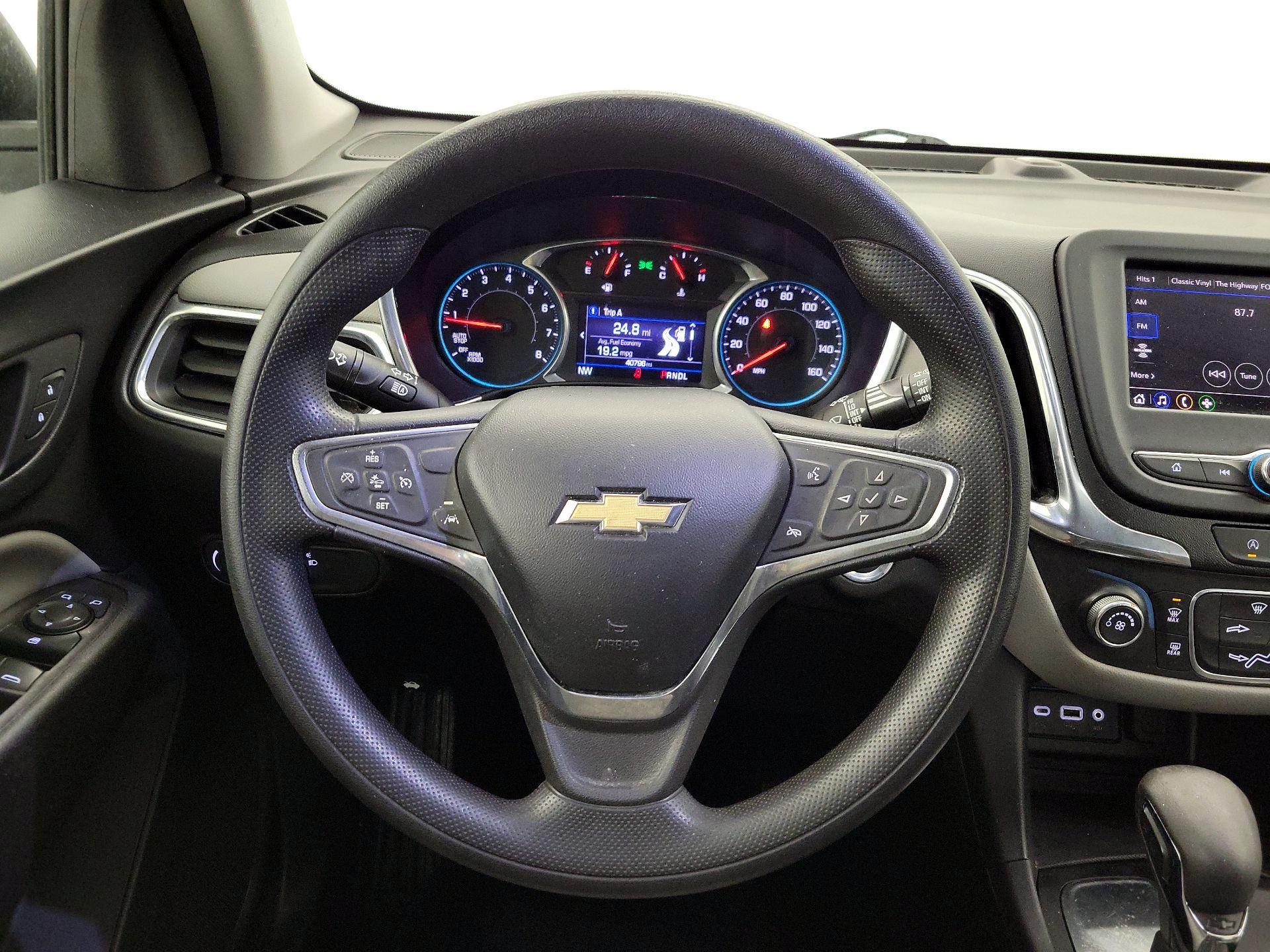 Thumbnail: 2022 Chevrolet Equinox - 10