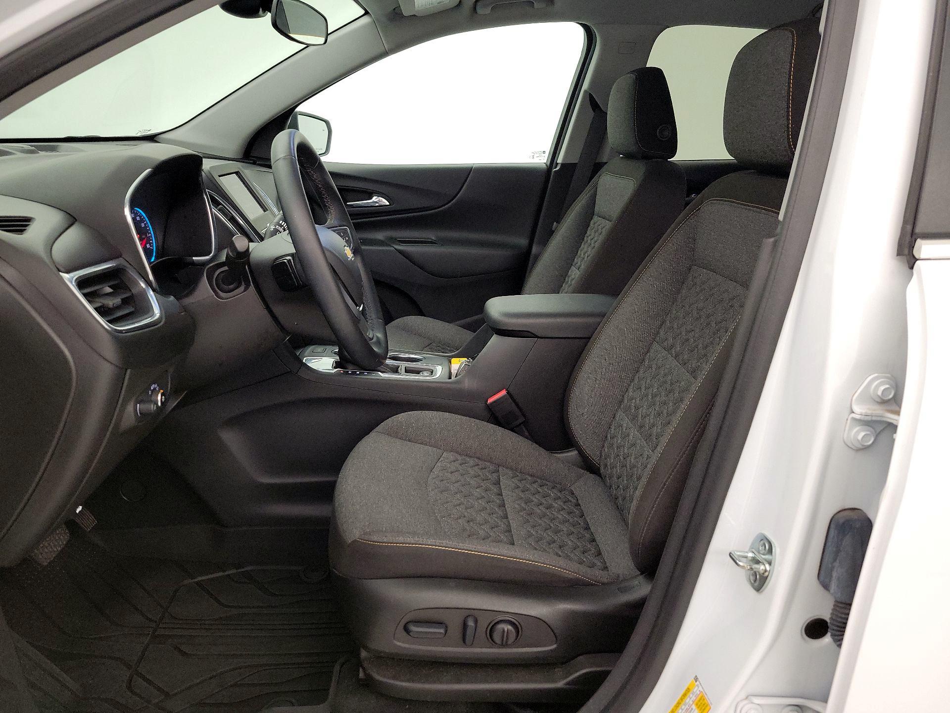 Thumbnail: 2023 Chevrolet Equinox - 11