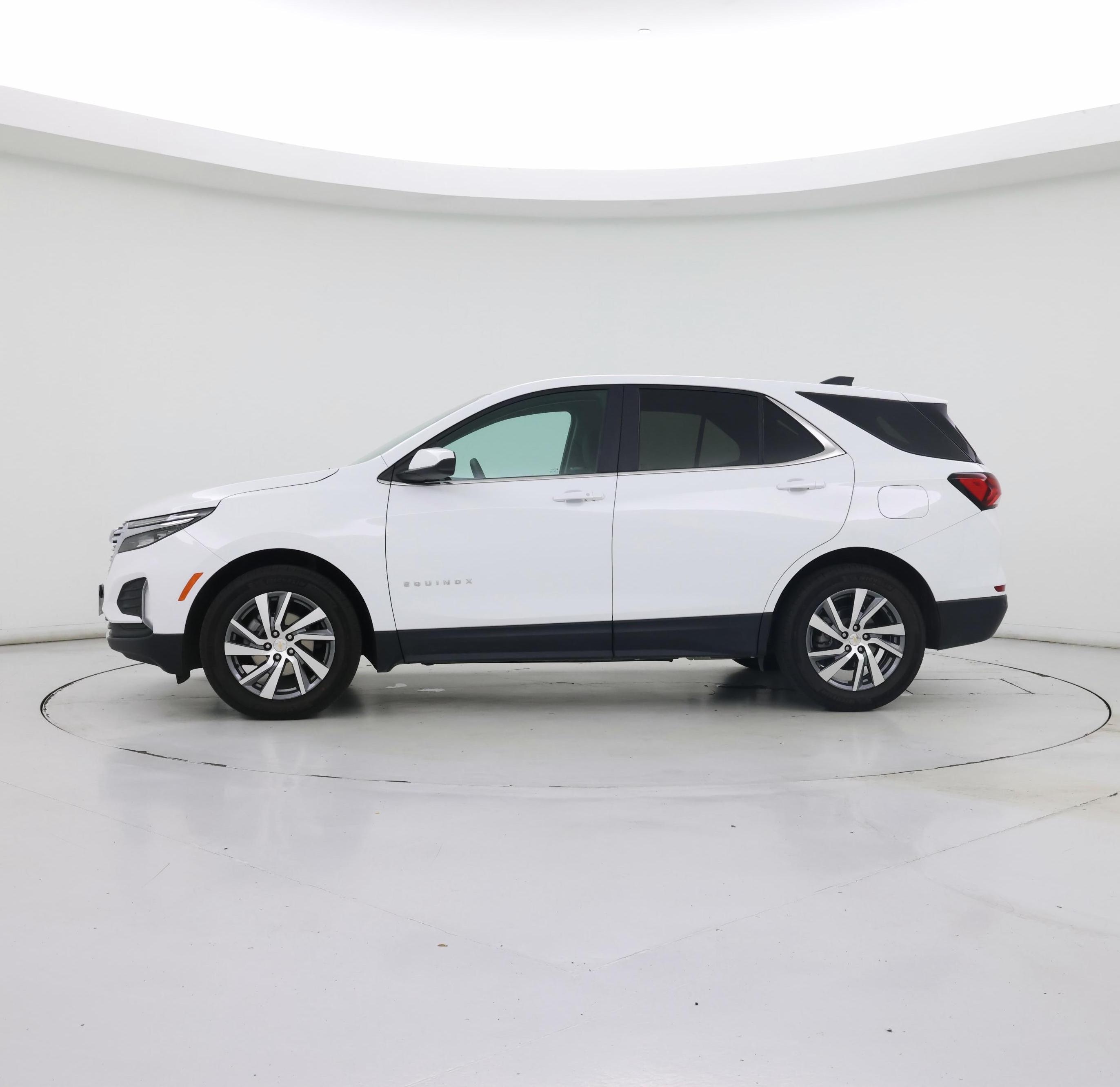 Thumbnail: 2023 Chevrolet Equinox - 3