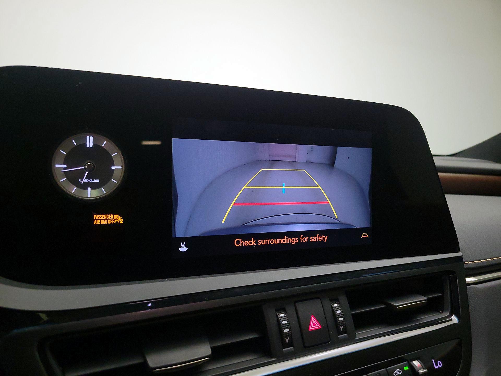 Thumbnail: 2023 Lexus ES - 14