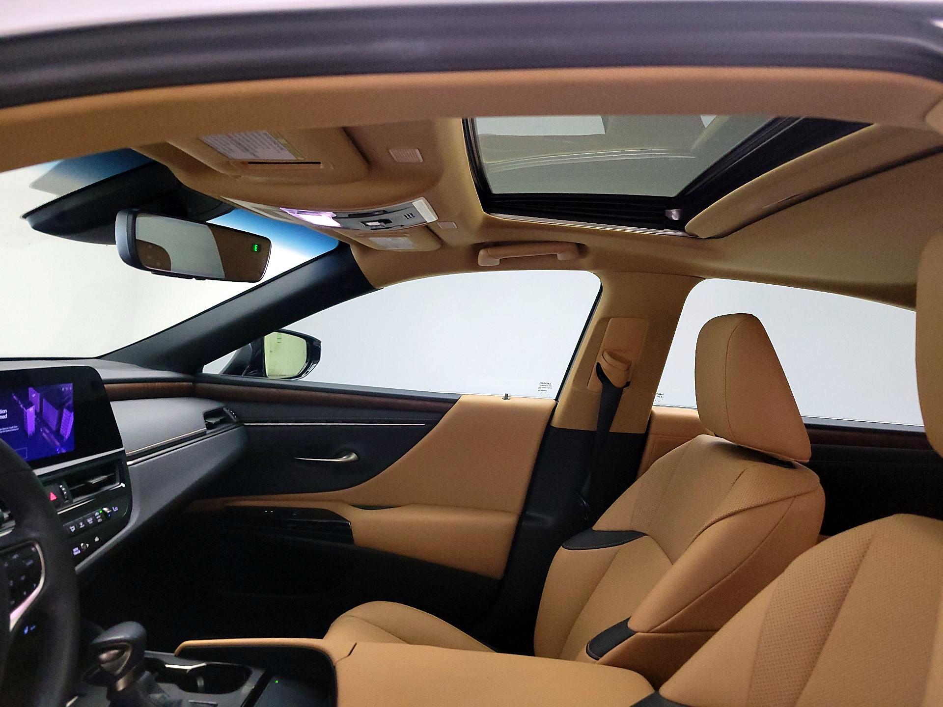 Thumbnail: 2023 Lexus ES - 19