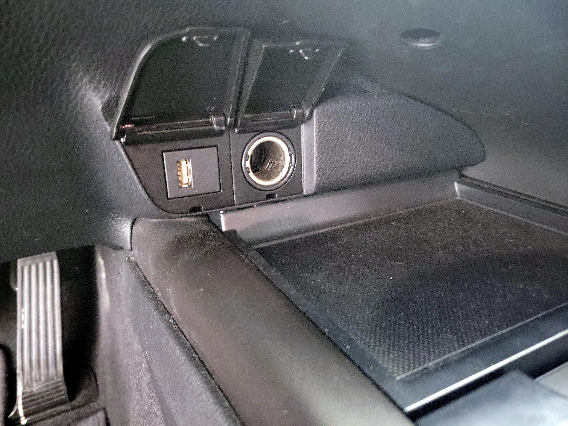 Thumbnail: 2023 Toyota Camry - 18