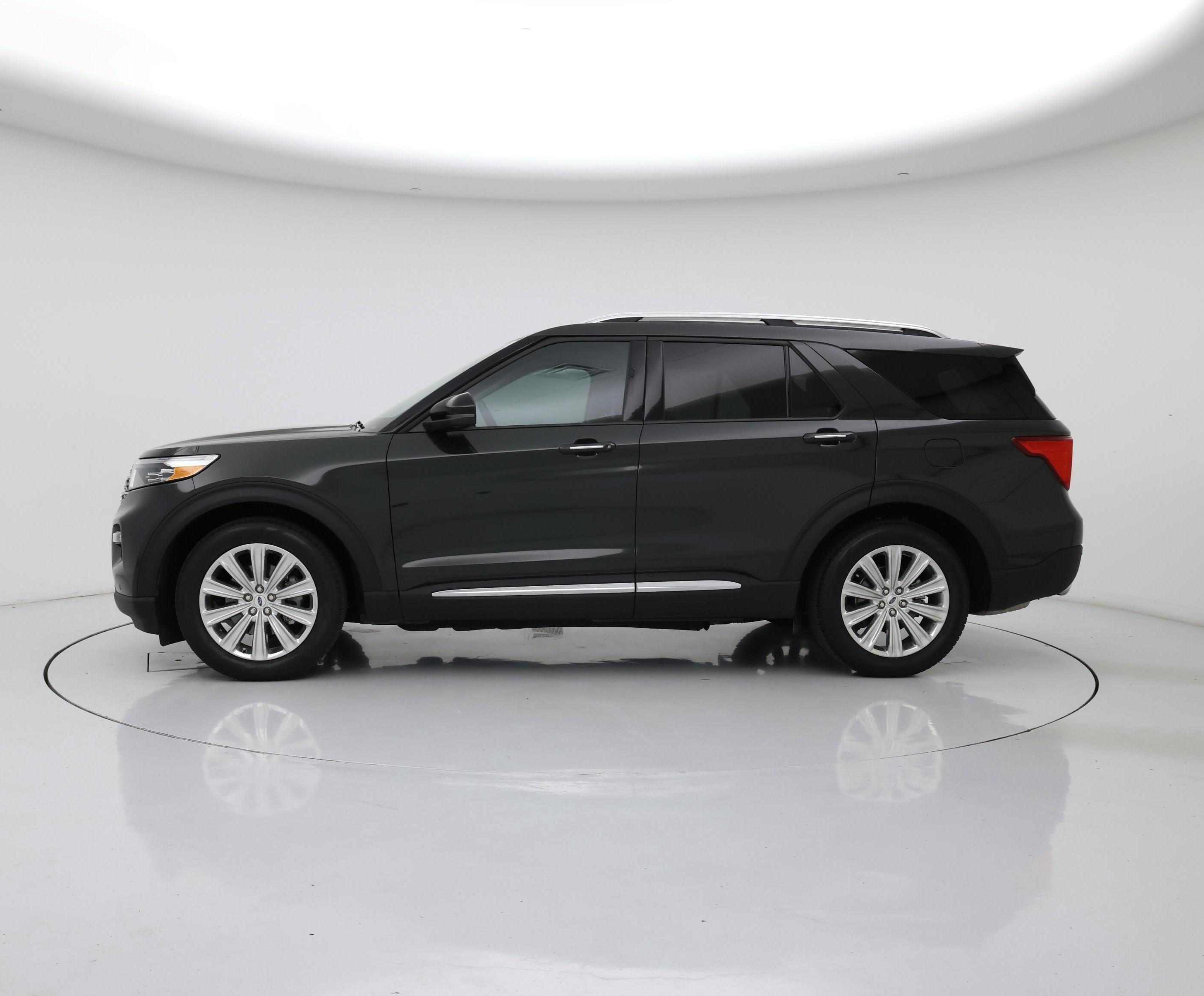 Thumbnail: 2023 Ford Explorer - 3