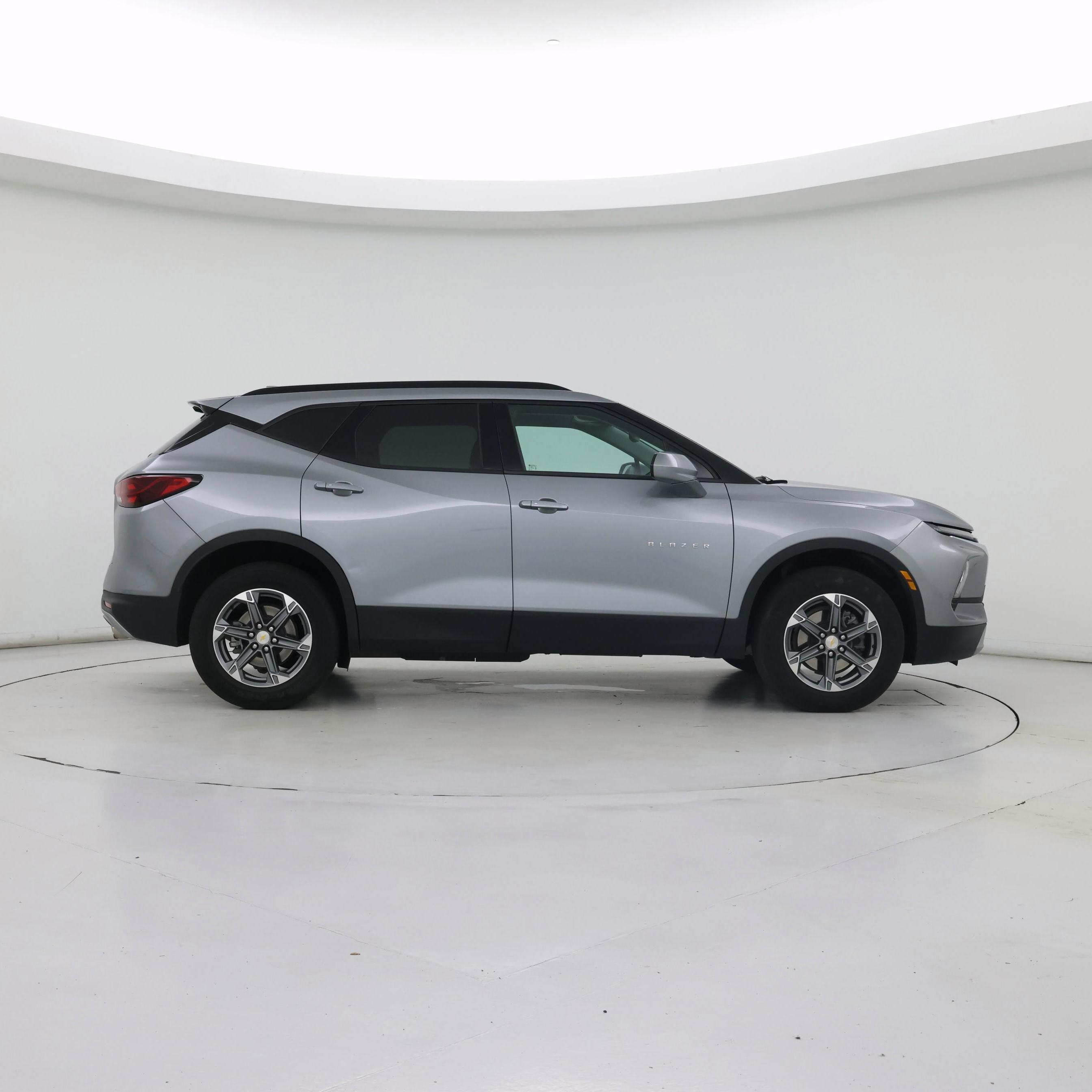 Thumbnail: 2023 Chevrolet Blazer - 7