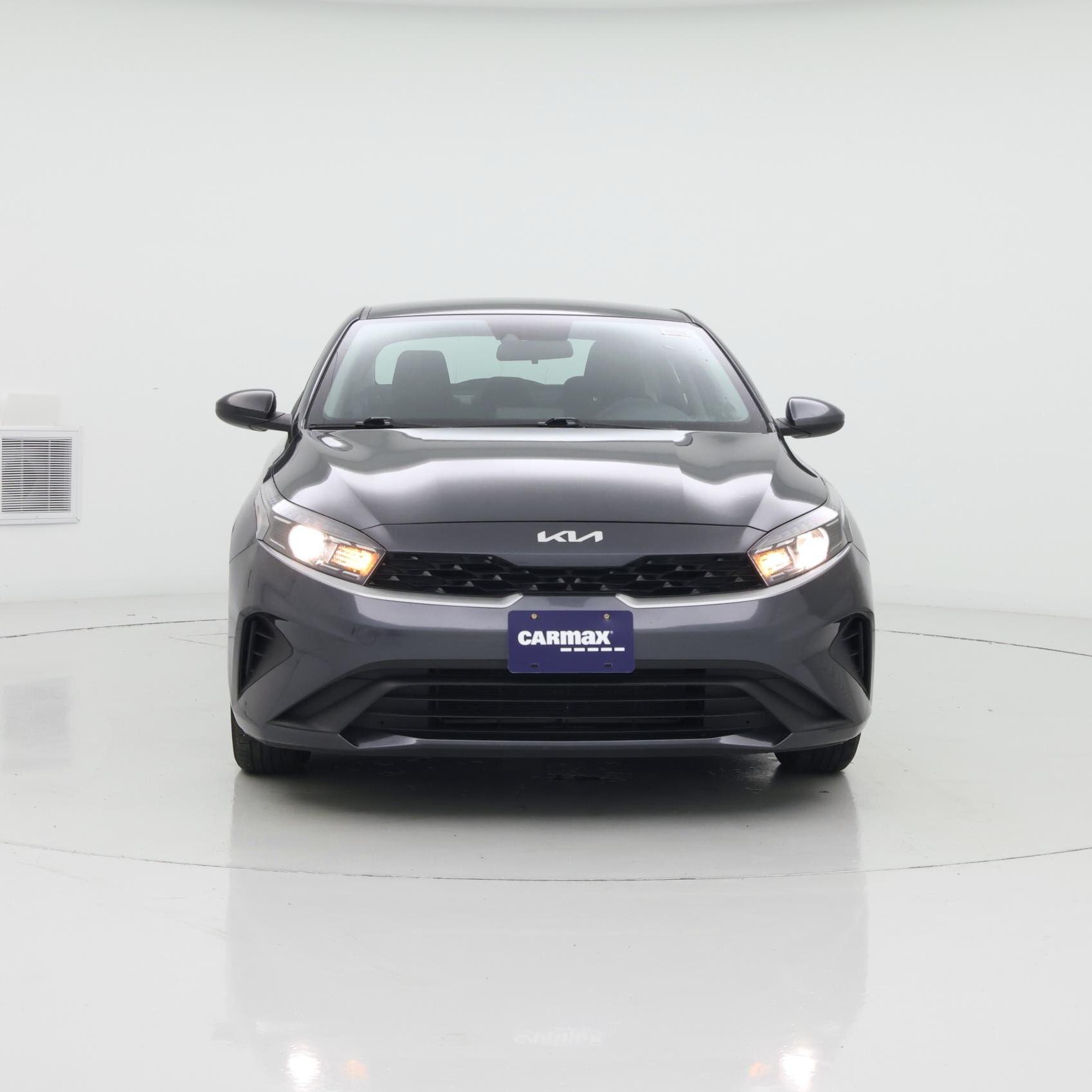 Thumbnail: 2023 Kia Forte - 5