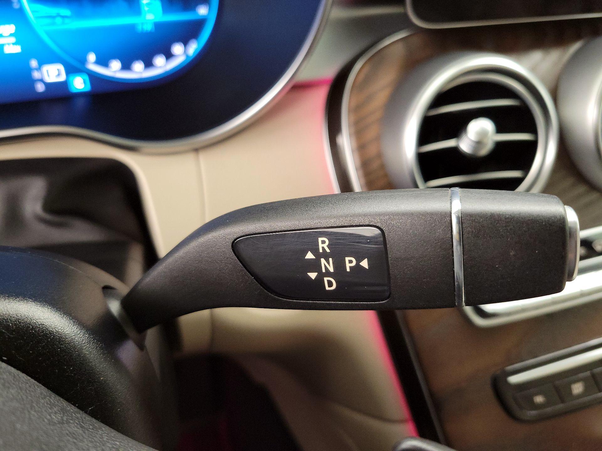 Thumbnail: 2021 Mercedes-Benz GLC - 17