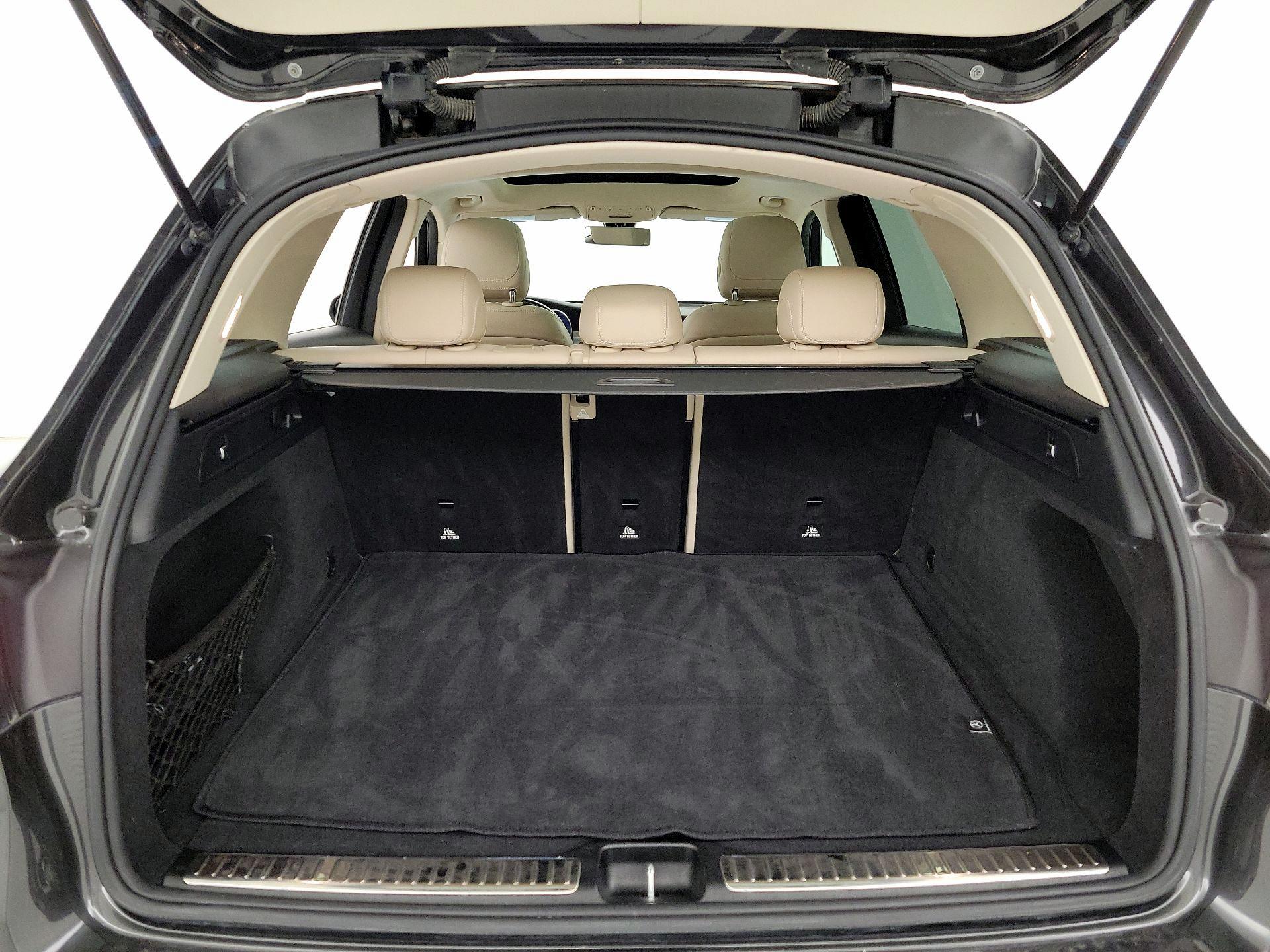 Thumbnail: 2021 Mercedes-Benz GLC - 20