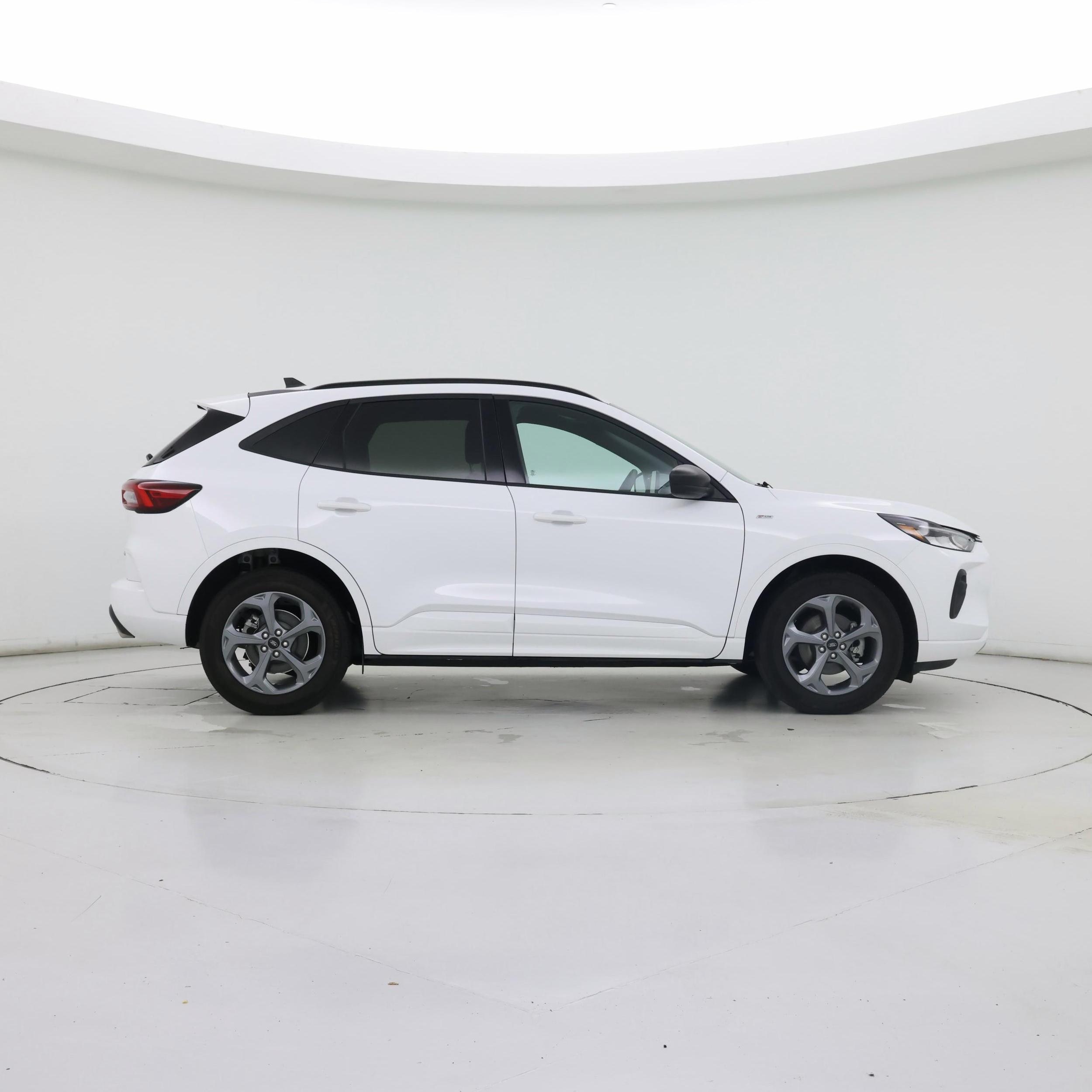Thumbnail: 2023 Ford Escape - 7