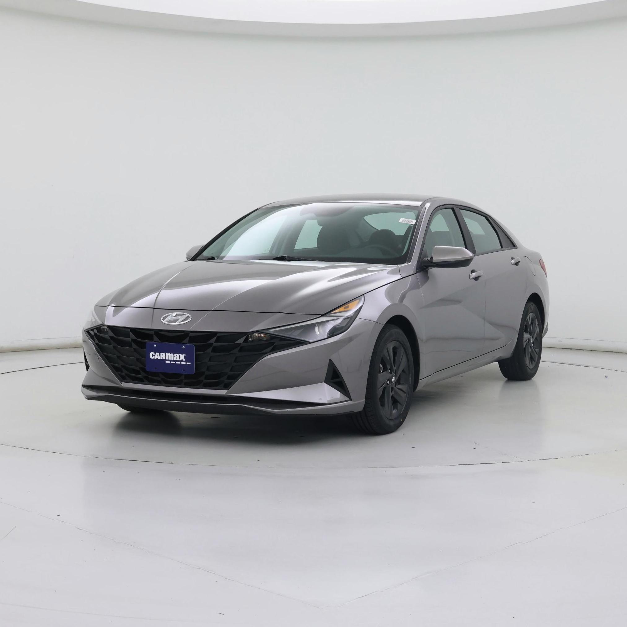 Thumbnail: 2023 Hyundai Elantra - 4