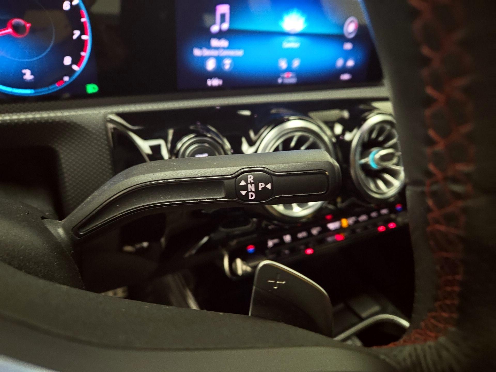 Thumbnail: 2020 Mercedes-Benz CLA - 17