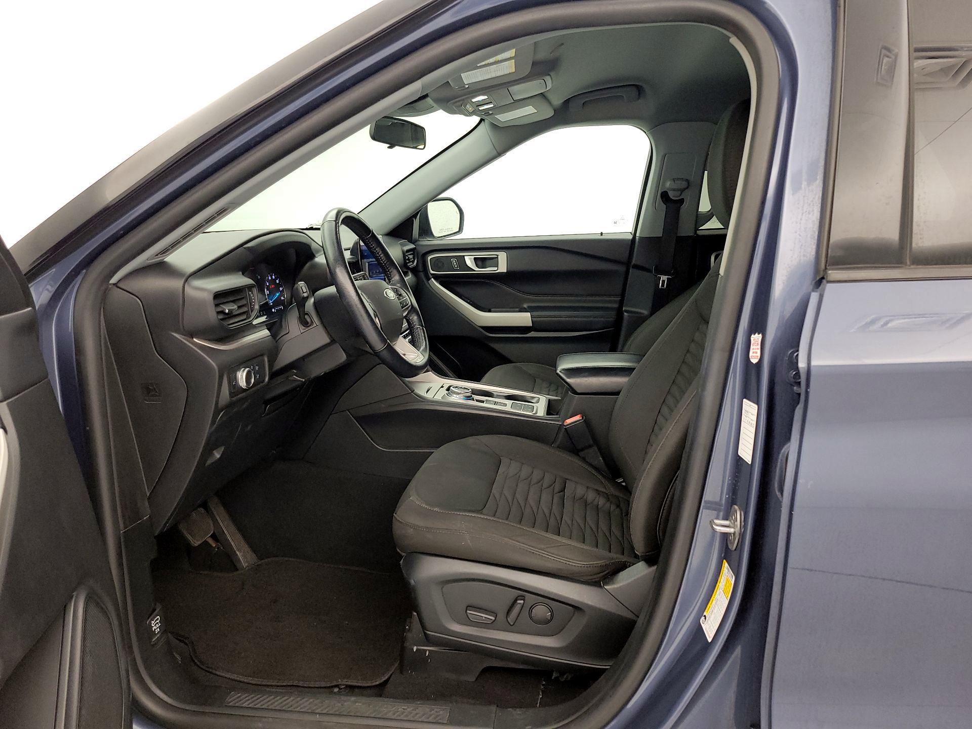 Thumbnail: 2021 Ford Explorer - 11