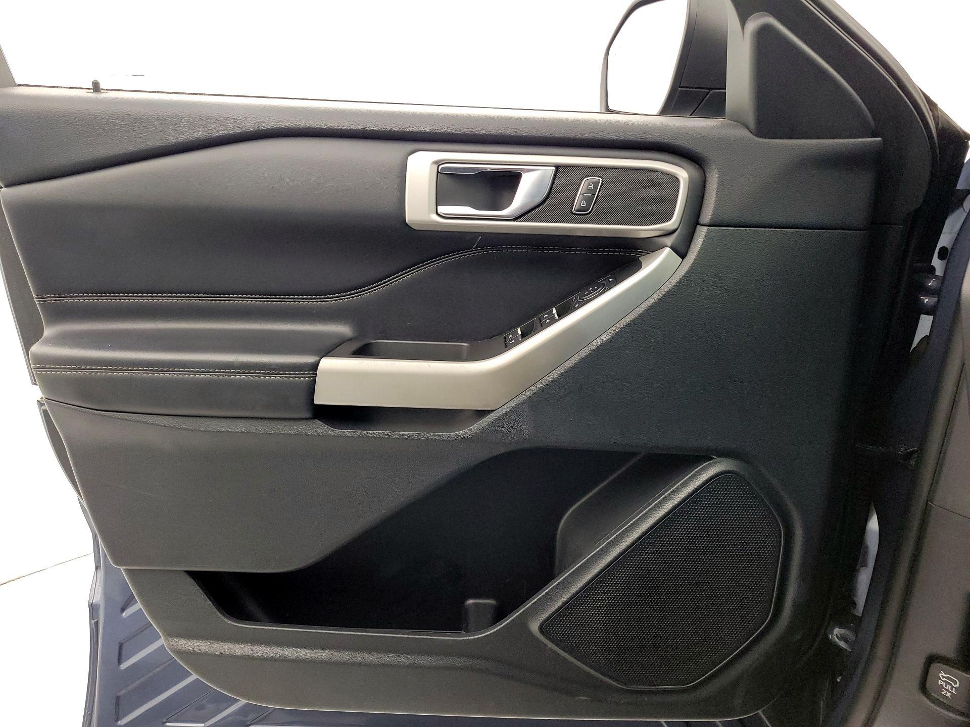 Thumbnail: 2021 Ford Explorer - 12