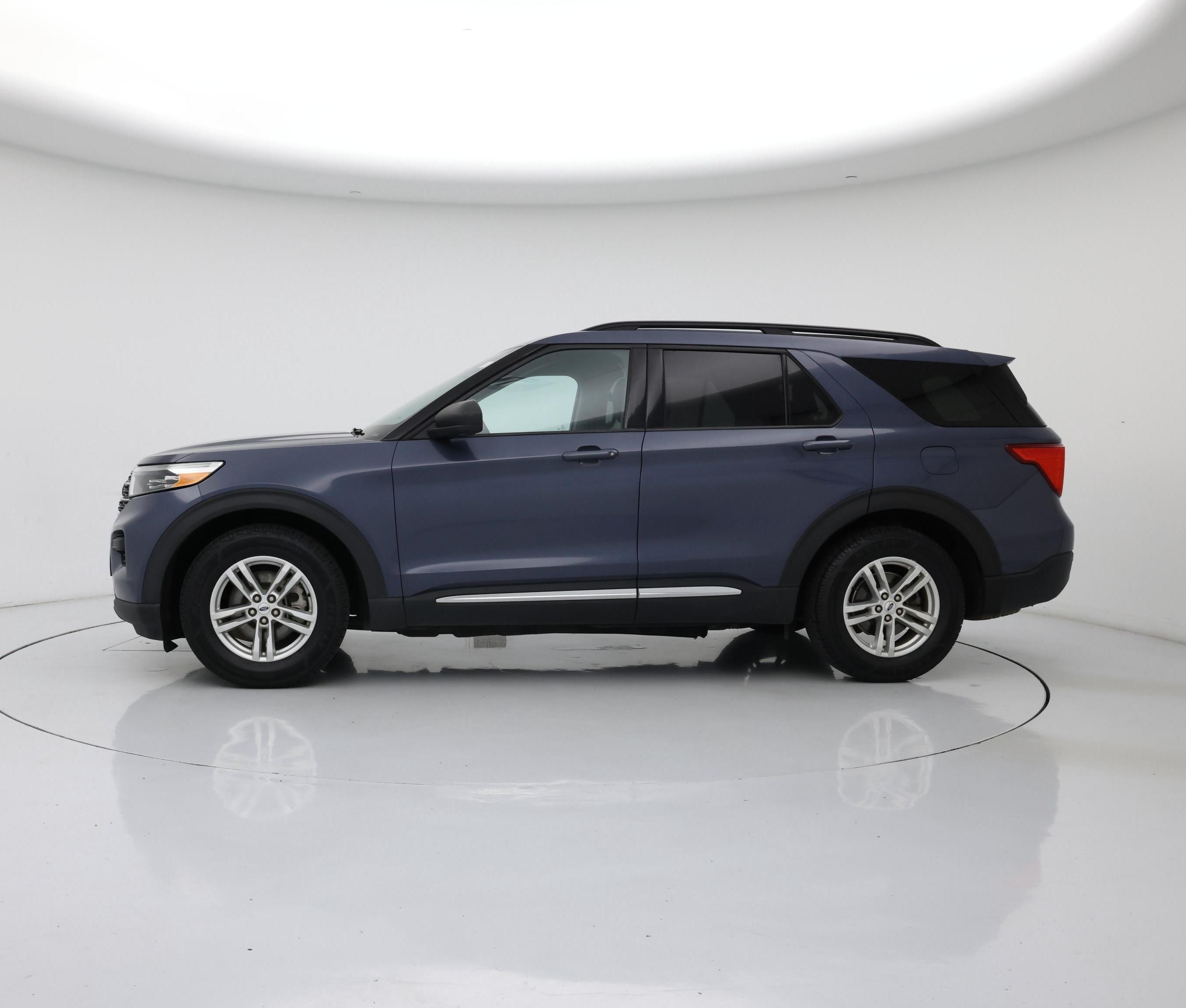 Thumbnail: 2021 Ford Explorer - 3