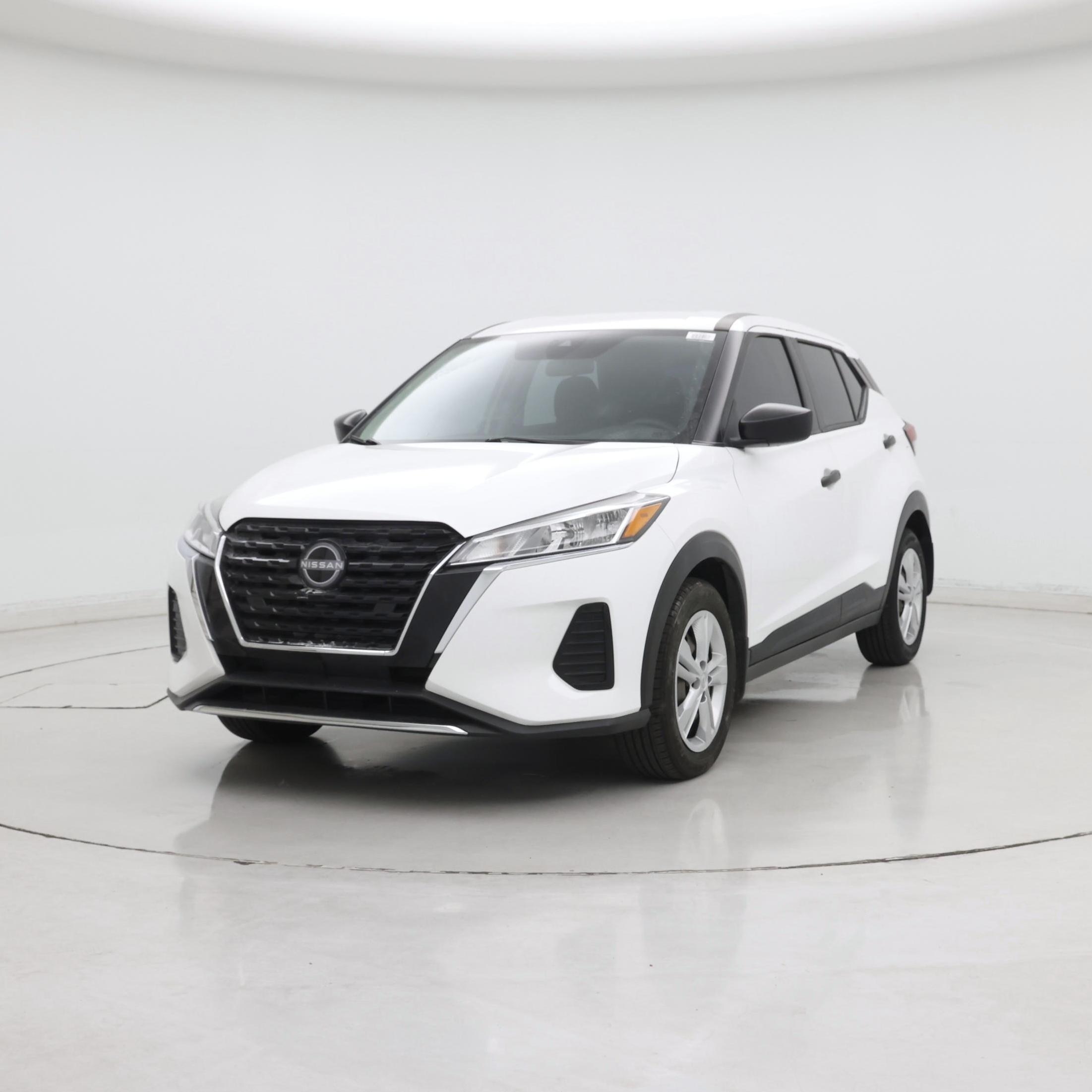 Thumbnail: 2023 Nissan Kicks - 4