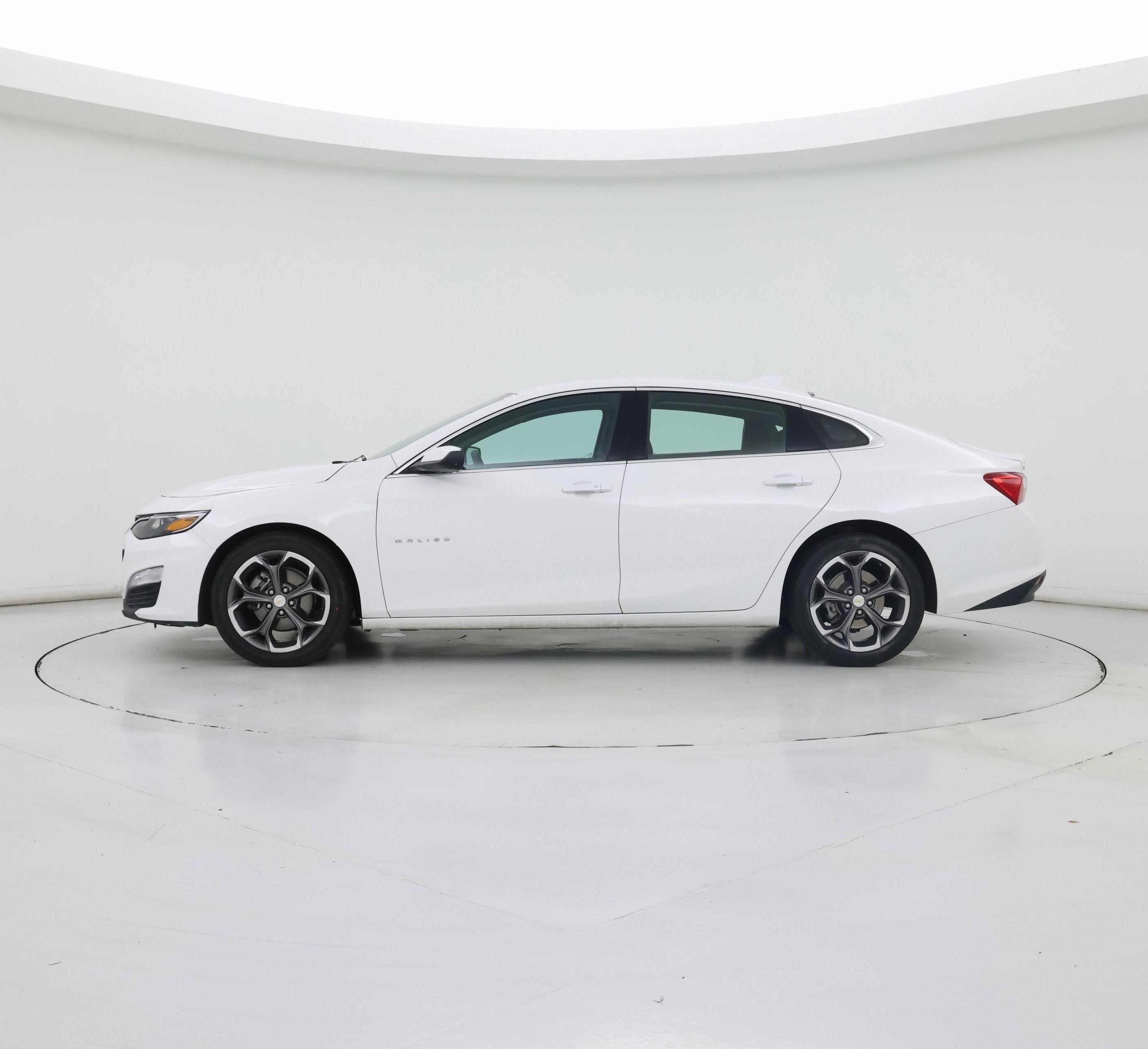 Thumbnail: 2023 Chevrolet Malibu - 3