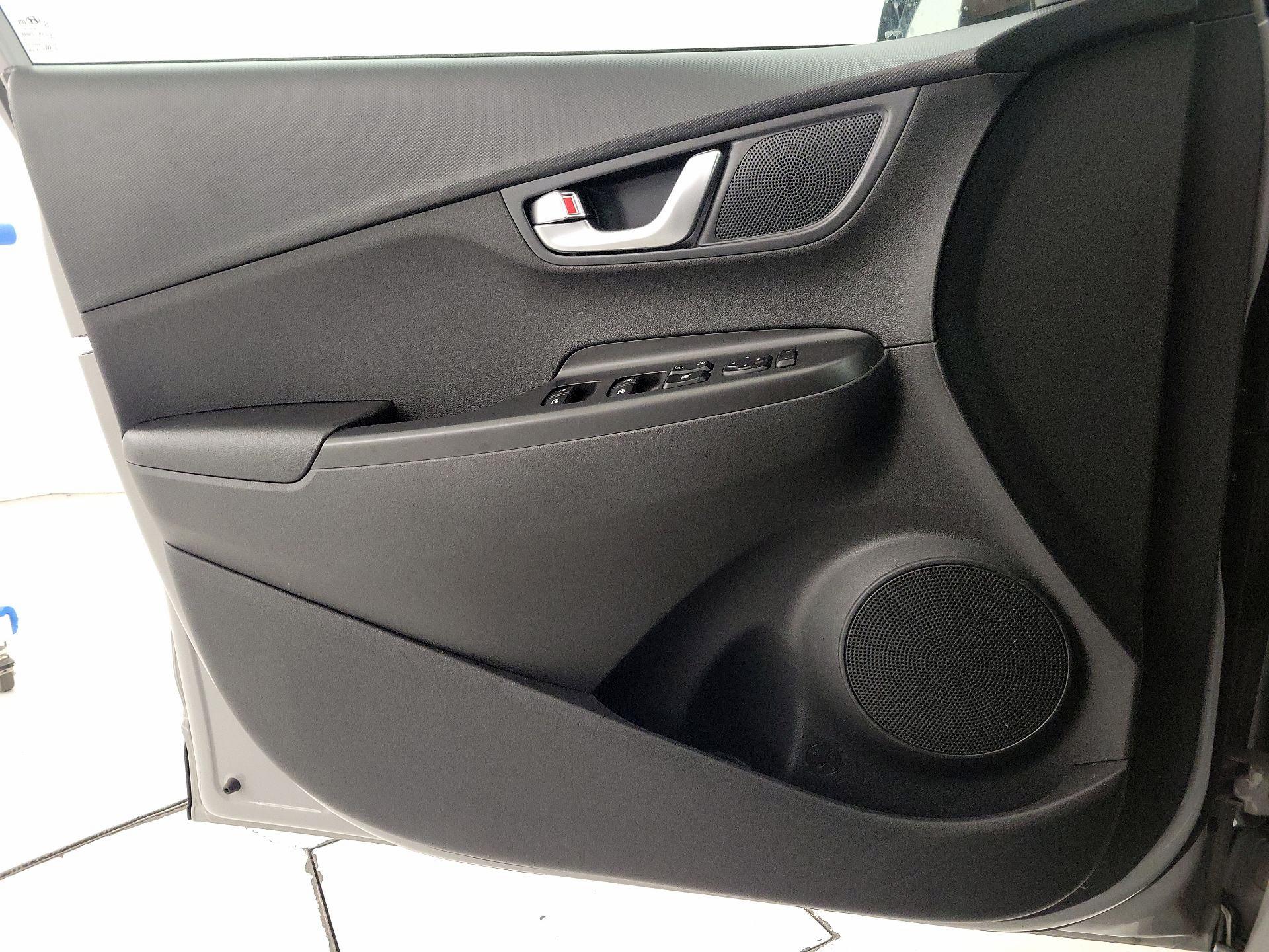 Thumbnail: 2023 Hyundai Kona - 12