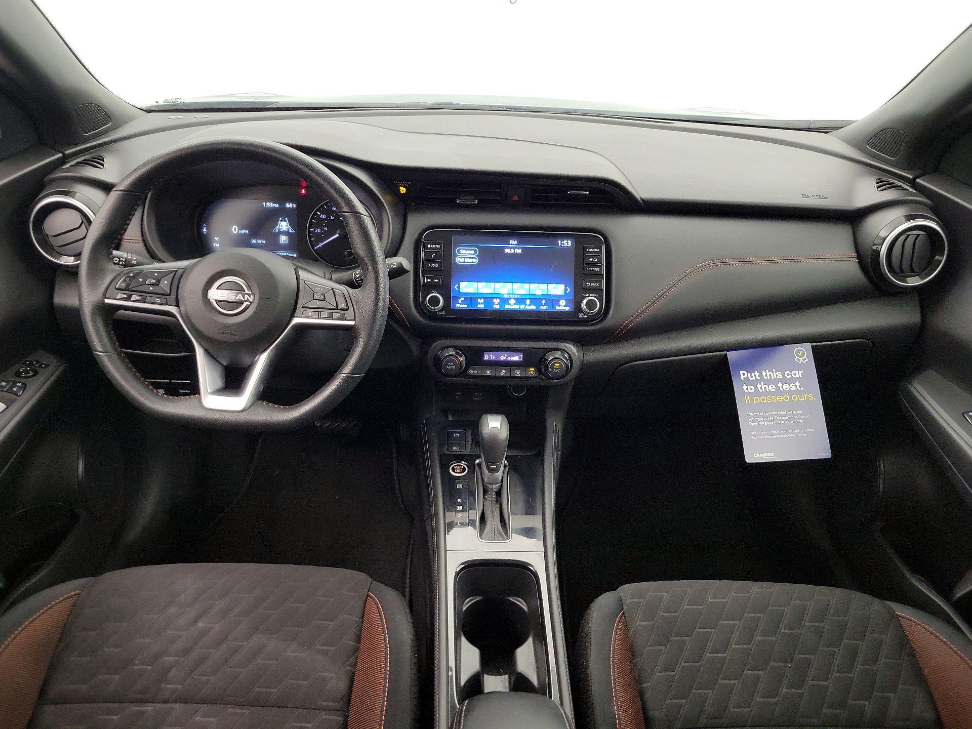 Thumbnail: 2023 Nissan Kicks - 9