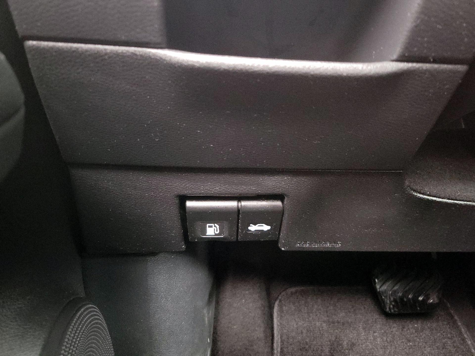 Thumbnail: 2023 Nissan Kicks - 13