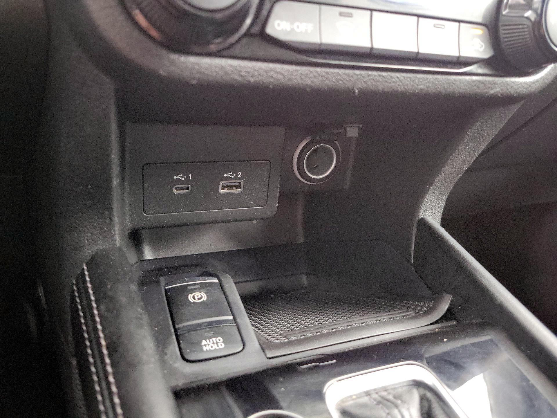 Thumbnail: 2023 Nissan Kicks - 18