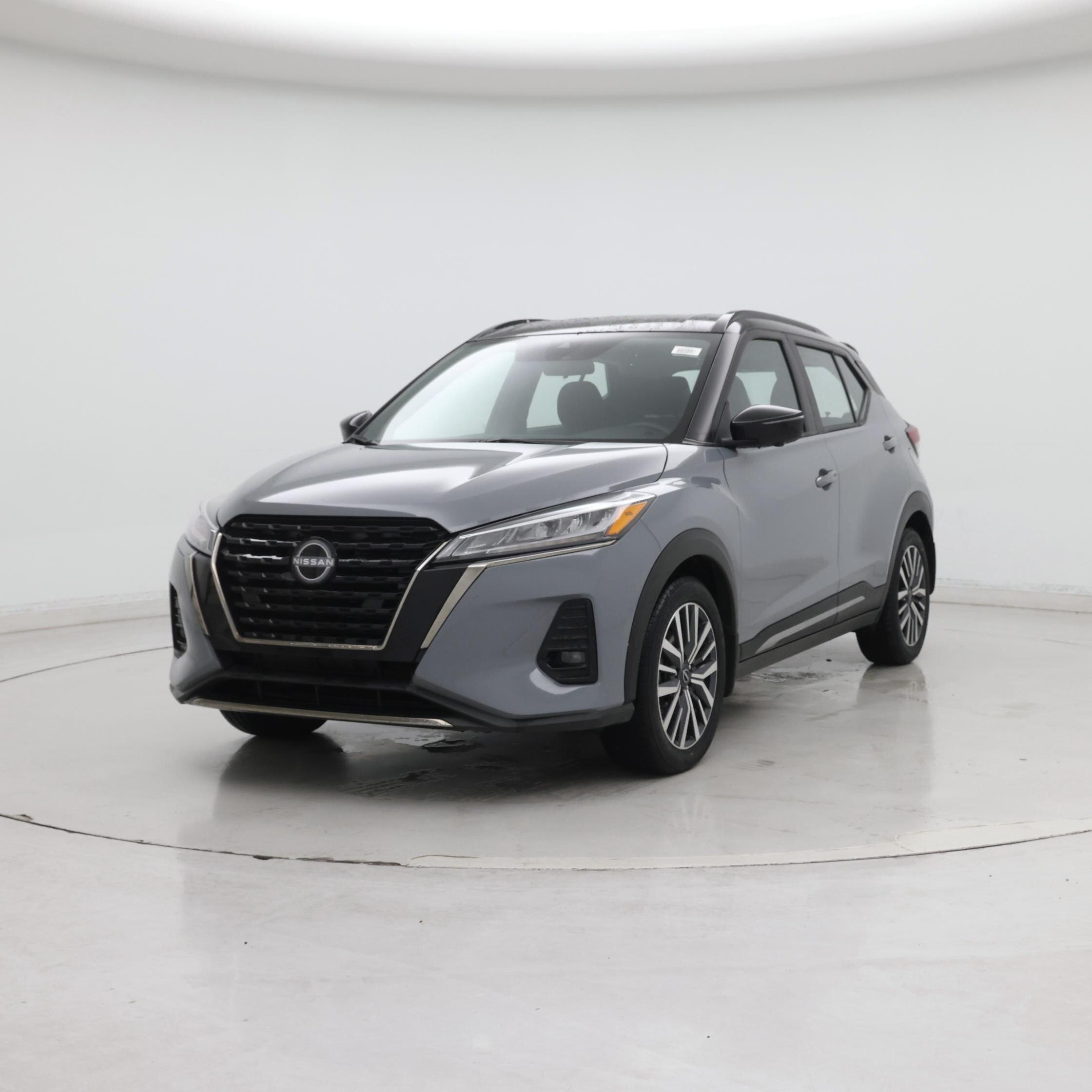 Thumbnail: 2023 Nissan Kicks - 4