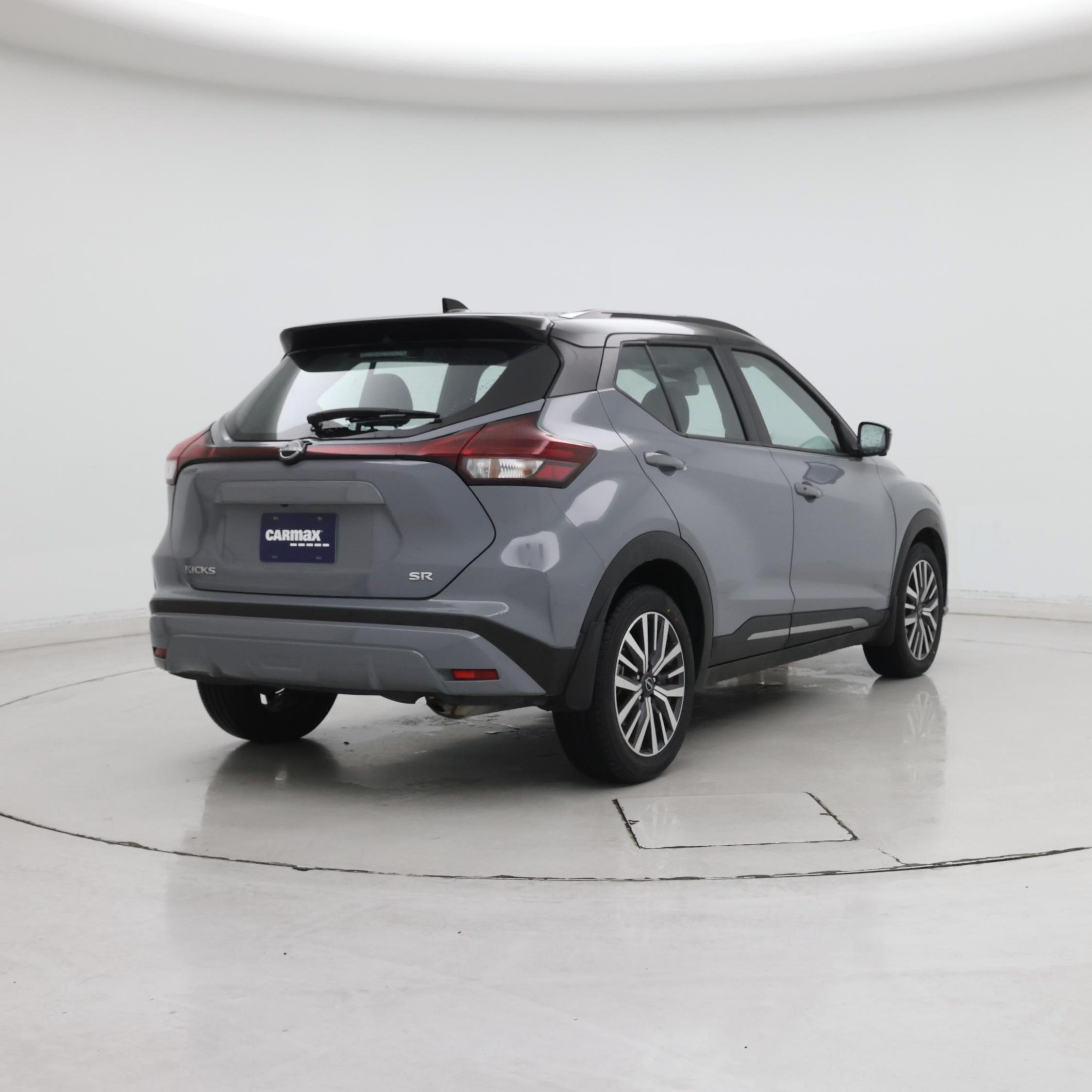 Thumbnail: 2023 Nissan Kicks - 8