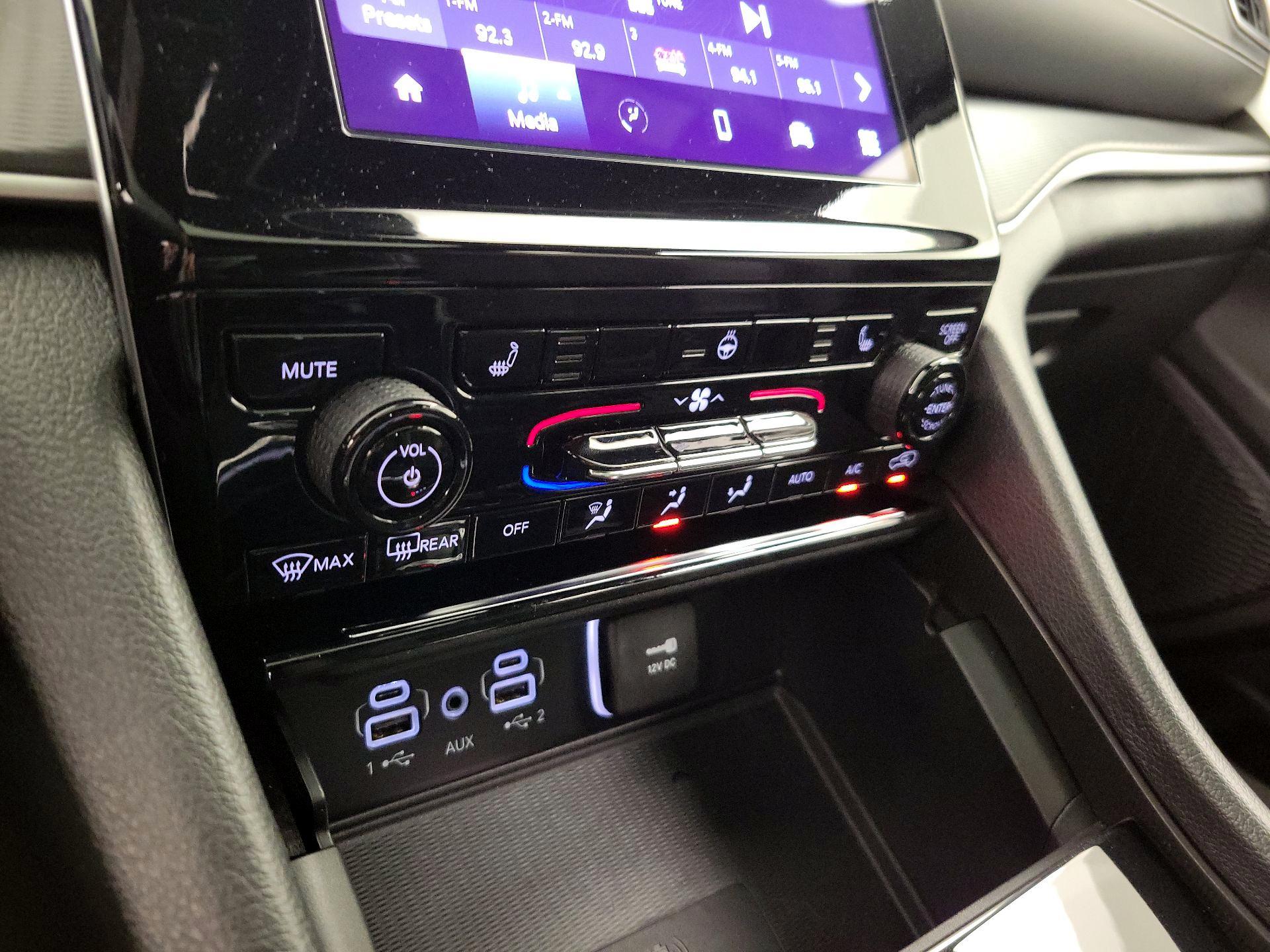 Thumbnail: 2023 Jeep Grand Cherokee - 16