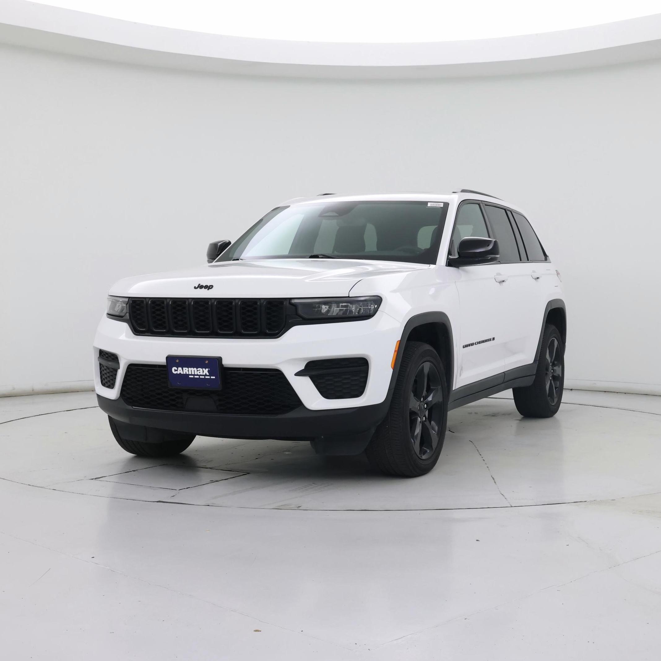 Thumbnail: 2023 Jeep Grand Cherokee - 4