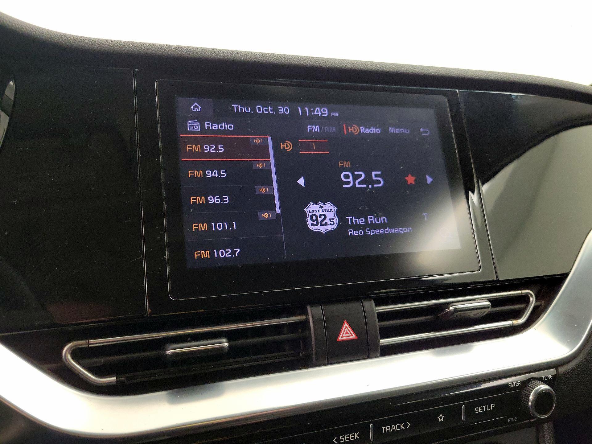 Thumbnail: 2022 Kia Niro - 15