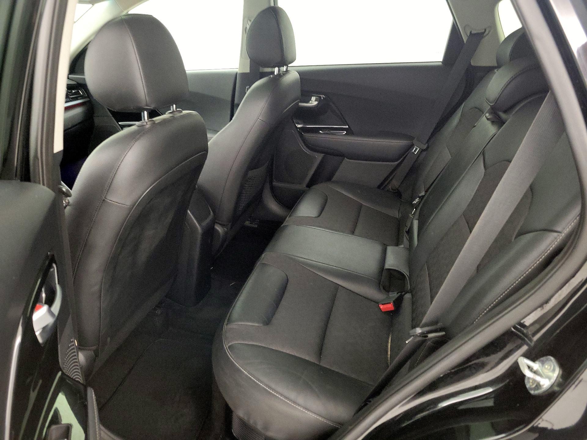 Thumbnail: 2022 Kia Niro - 20