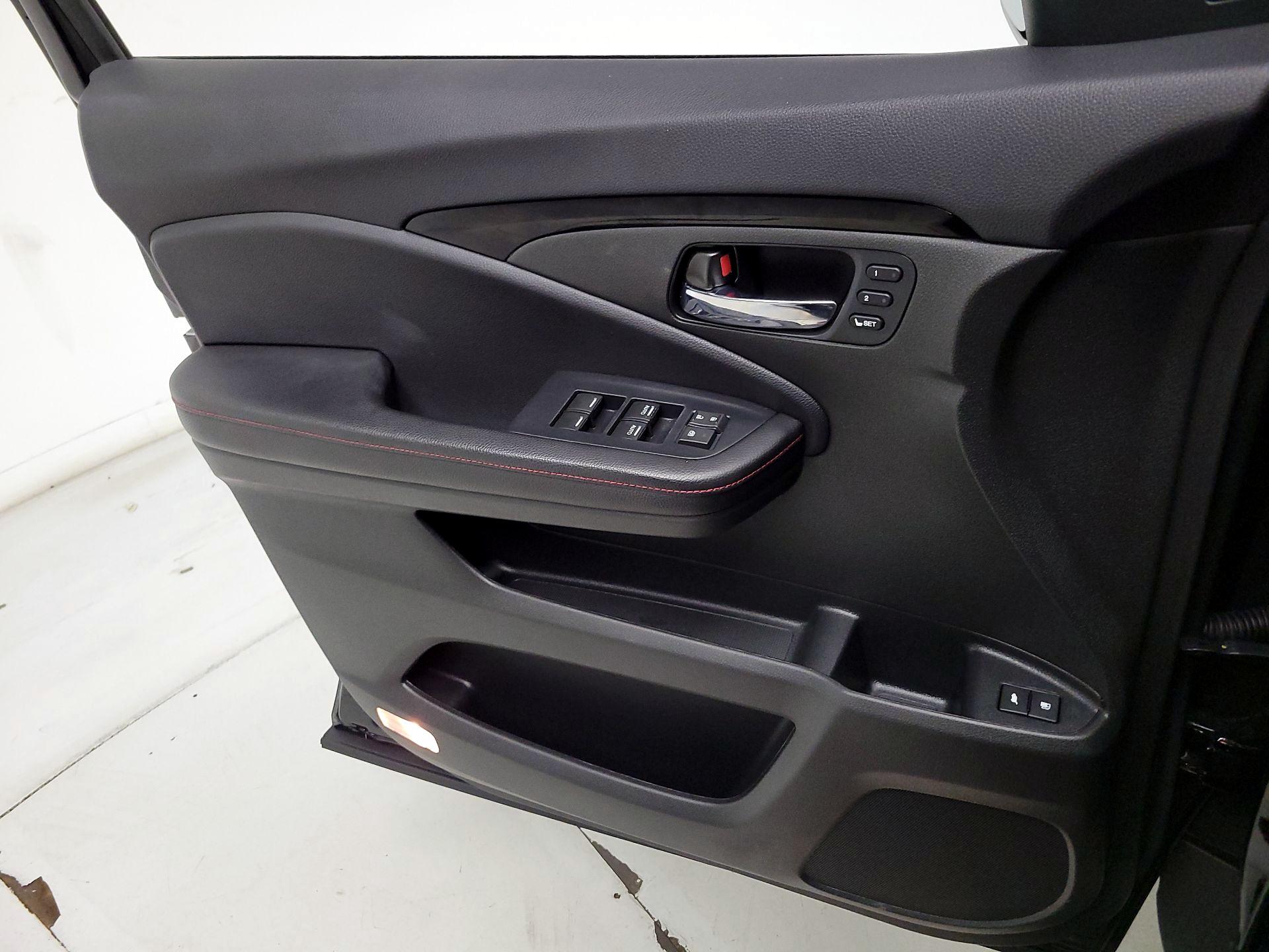 Thumbnail: 2022 Honda Pilot - 12