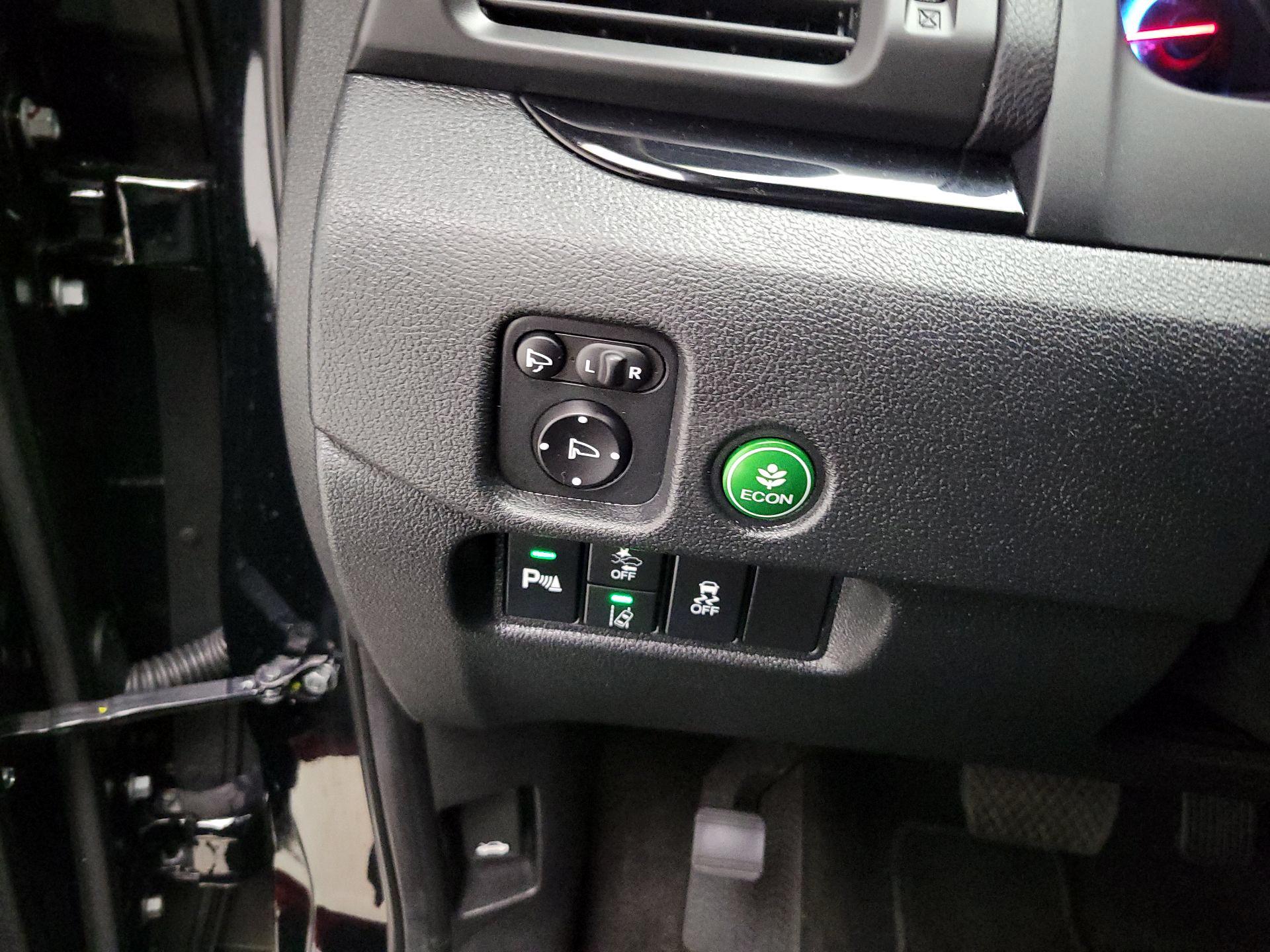 Thumbnail: 2022 Honda Pilot - 13