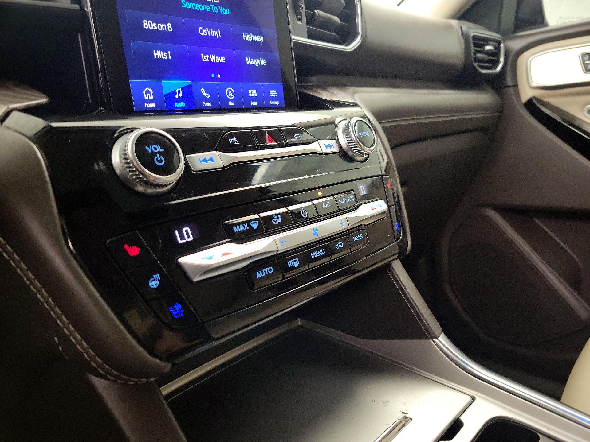 Thumbnail: 2021 Ford Explorer - 16